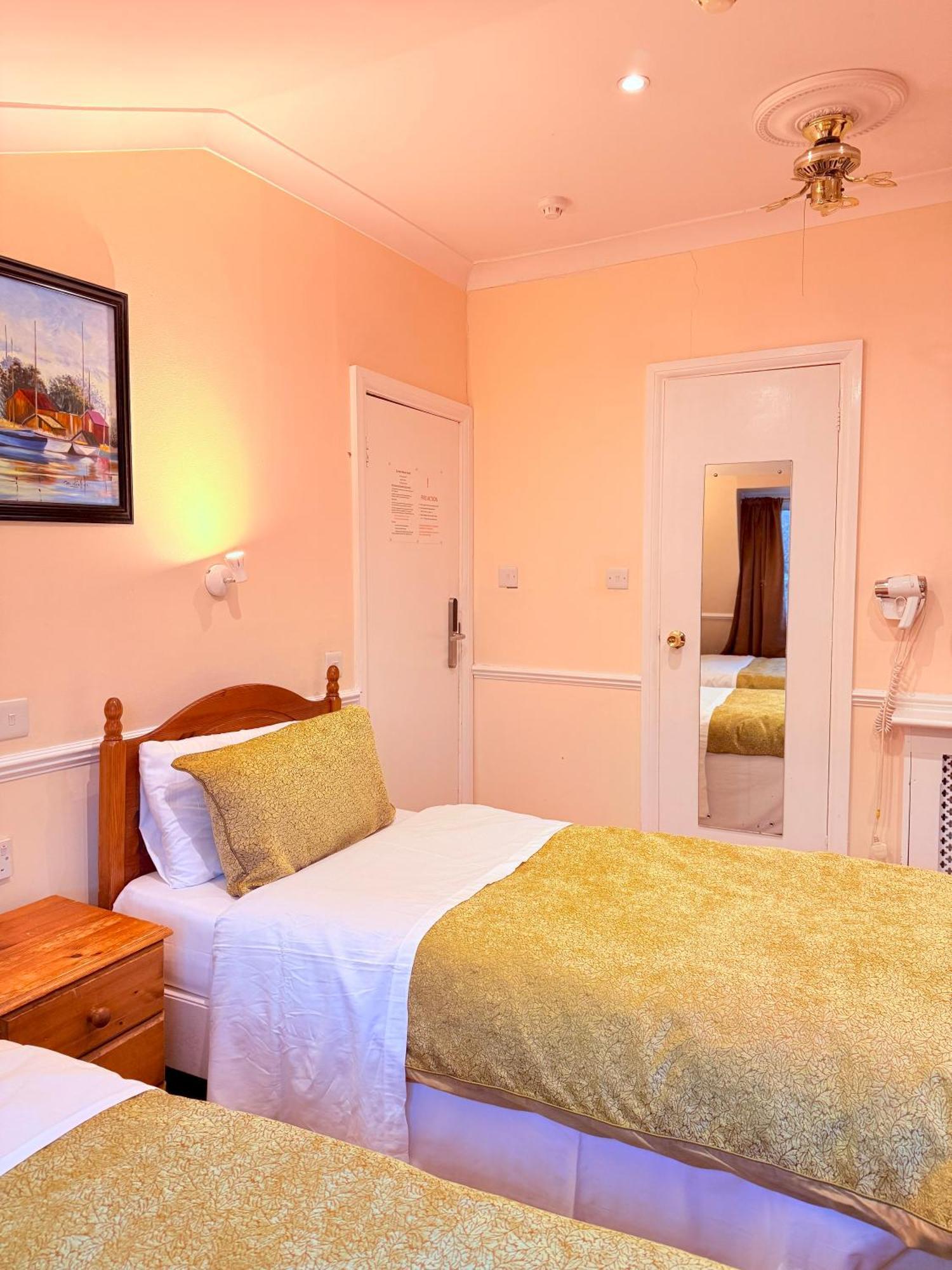 Affittacamere Europa House Hotel, Paddington 2*