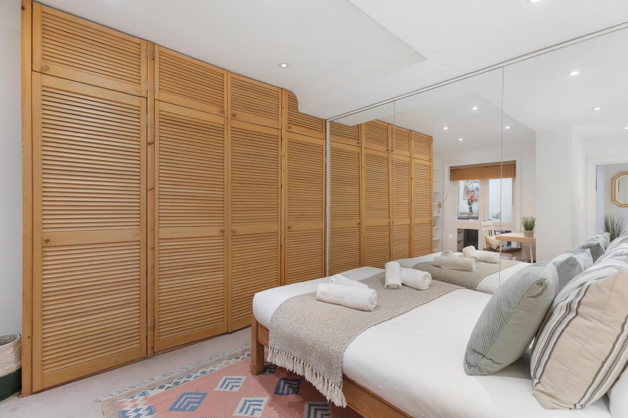 St Stephens Gardens Apartment London