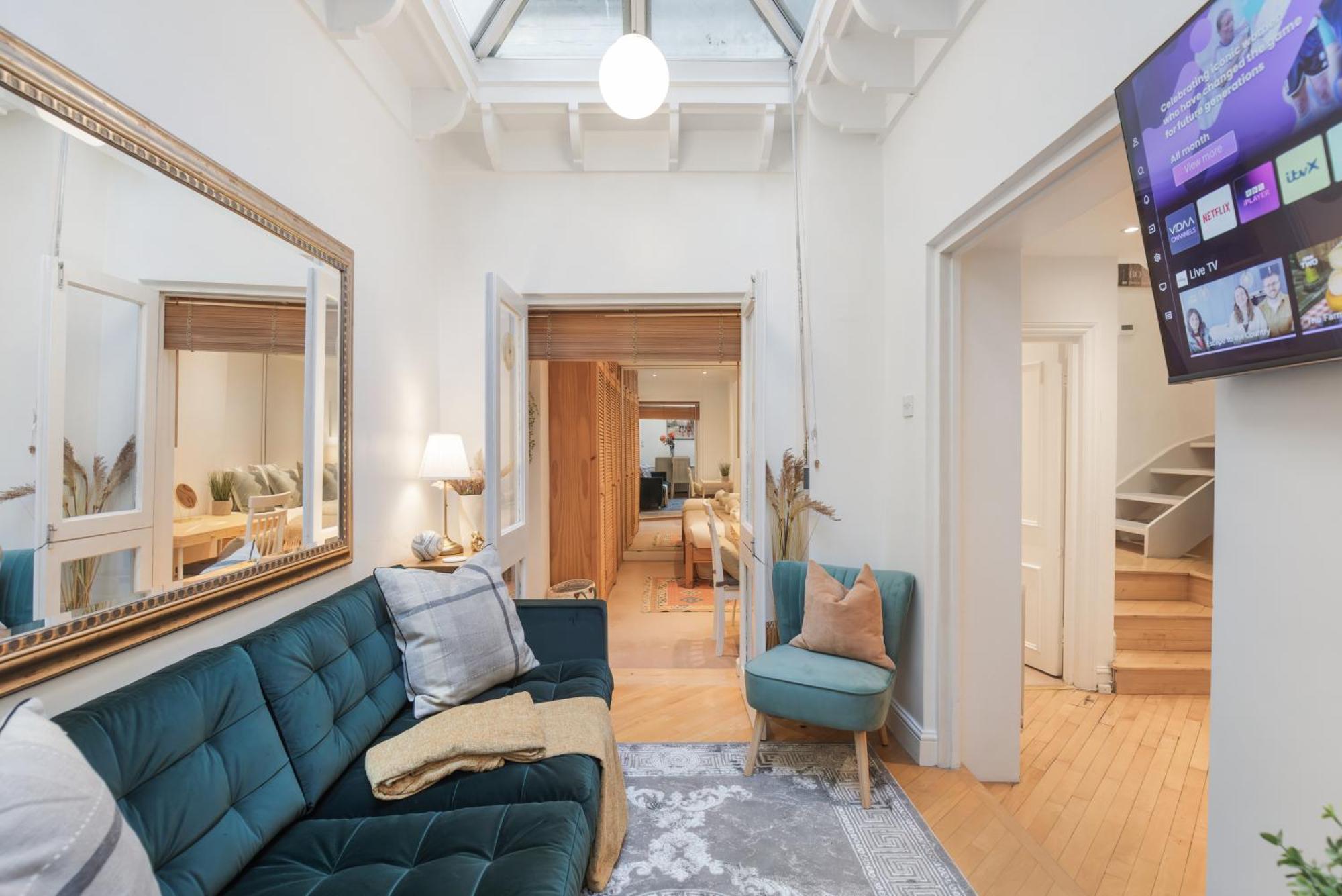 St Stephens Gardens Apartment London