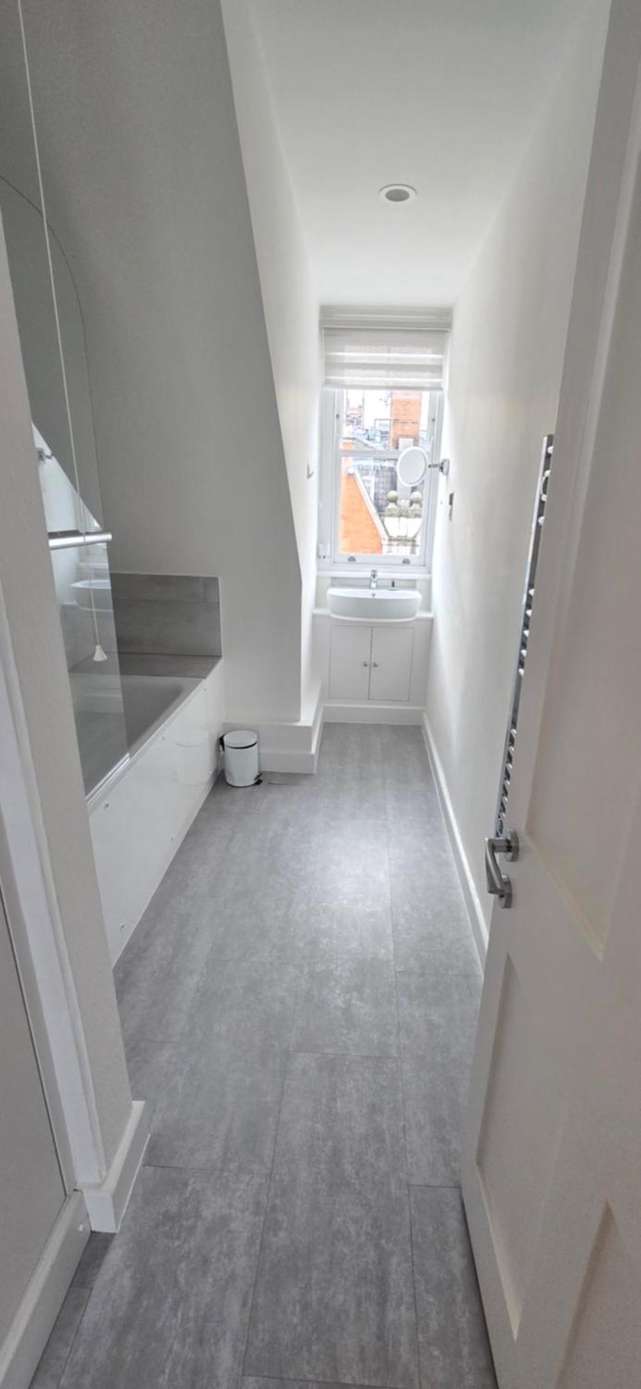 3-bed In The Heart Of Fitzrovia Apartment London