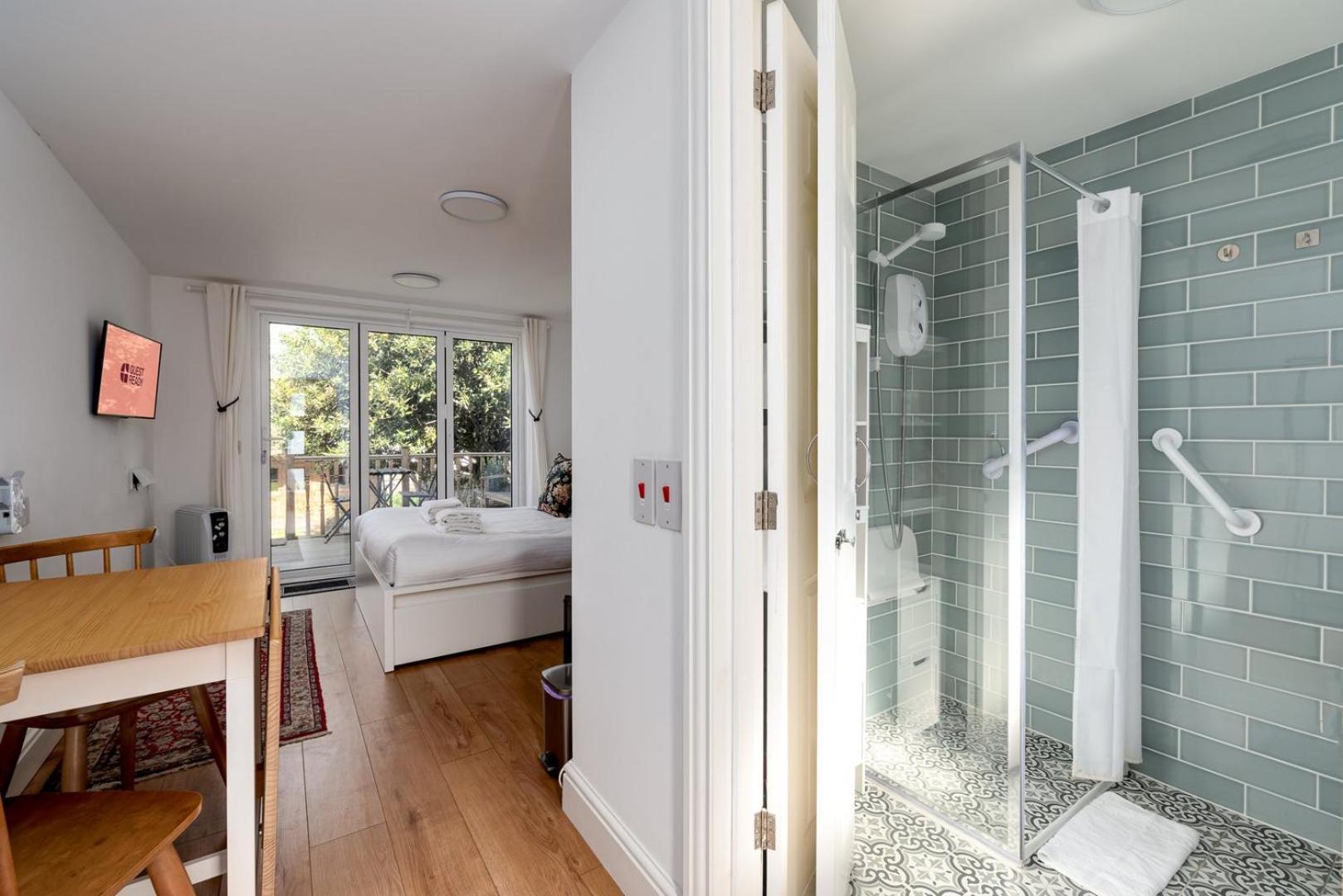 Guestready - Charming With A Private Garden * London