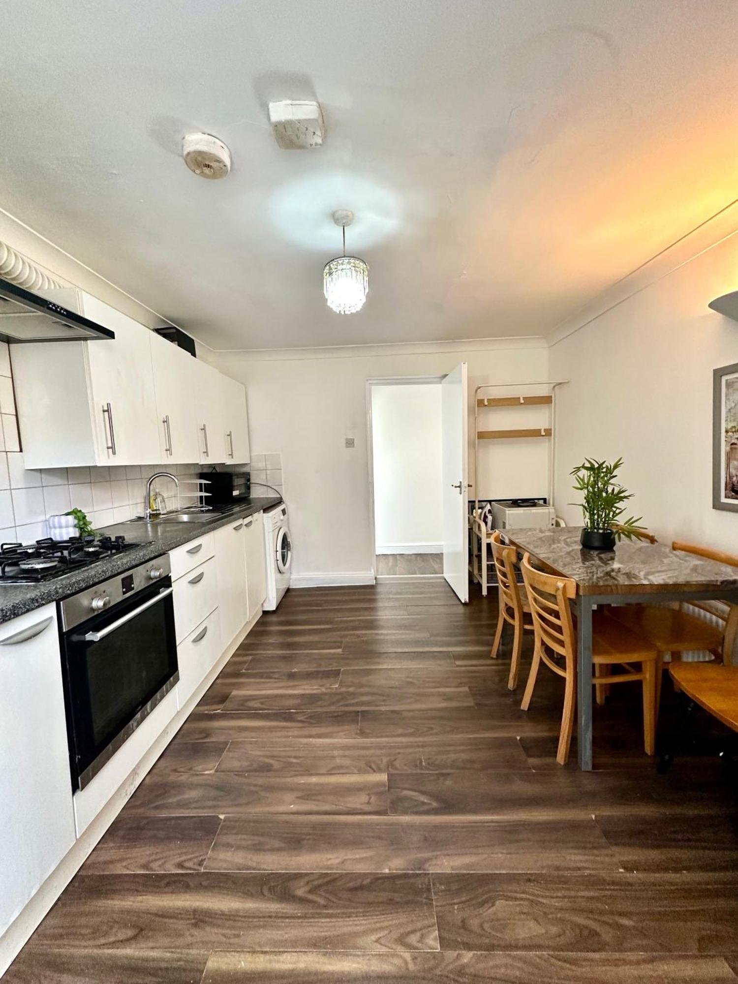 Leilighet Stunning 4 Bedroom Flat In Kingscross, St Pancras! *