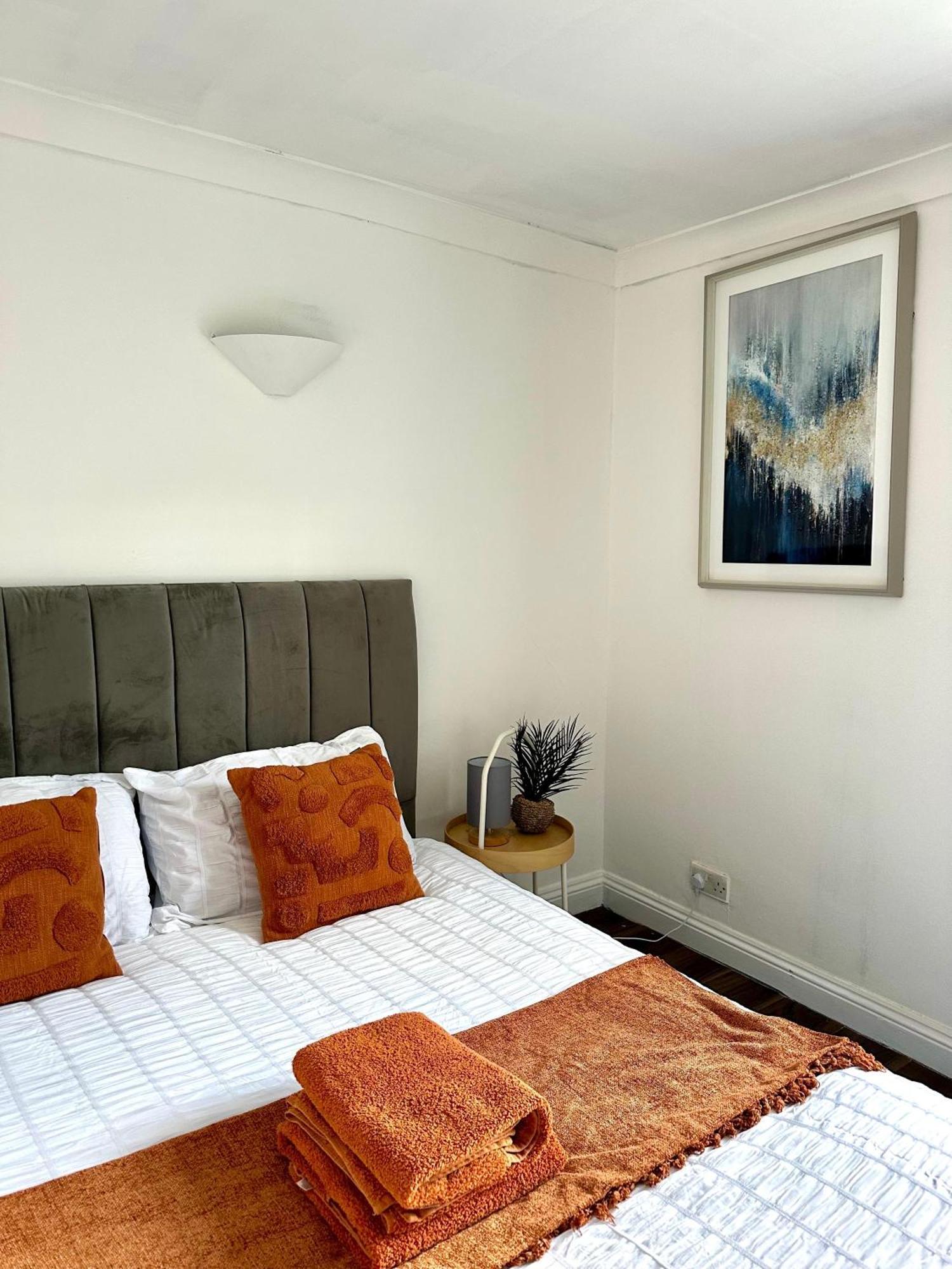Stunning 4 Bedroom Flat In Kingscross, St Pancras! Leilighet