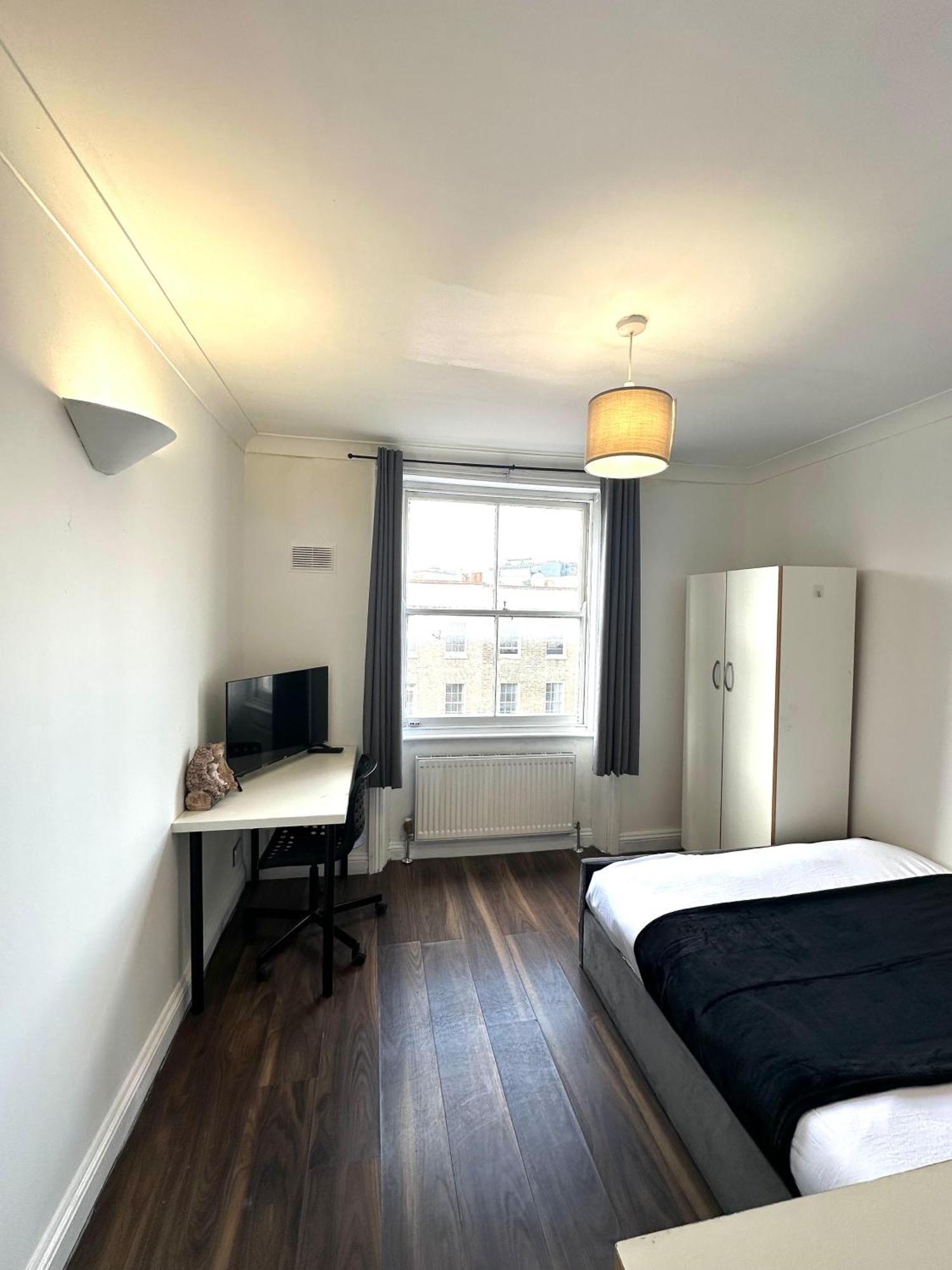 Stunning 4 Bedroom Flat In Kingscross, St Pancras! Leilighet *