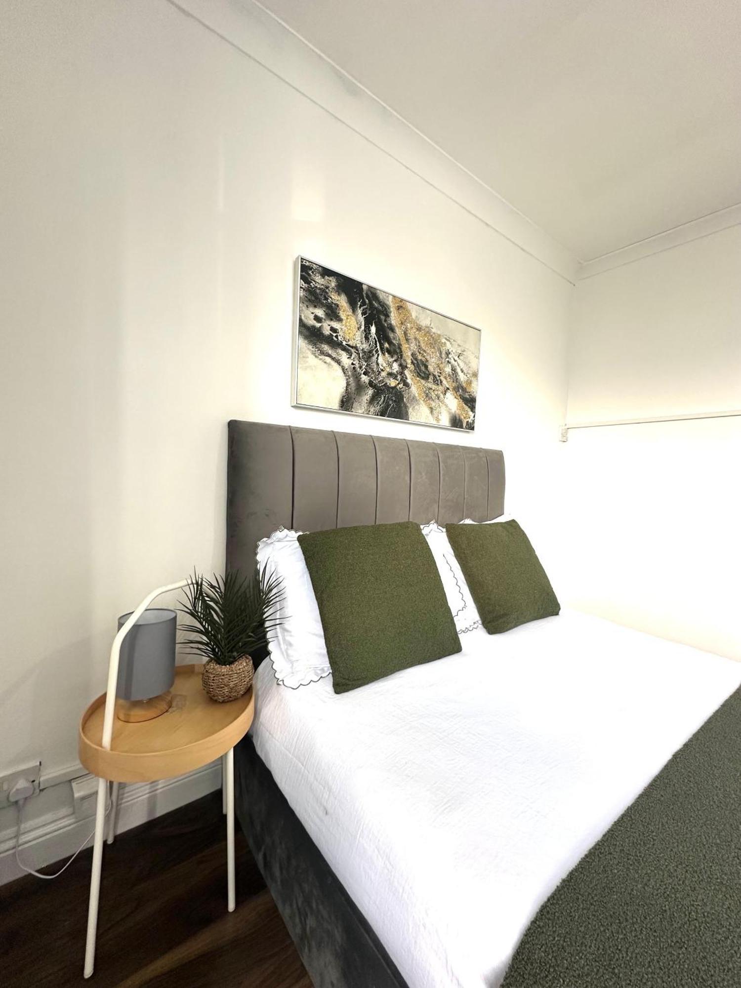 Stunning 4 Bedroom Flat In Kingscross, St Pancras! Leilighet