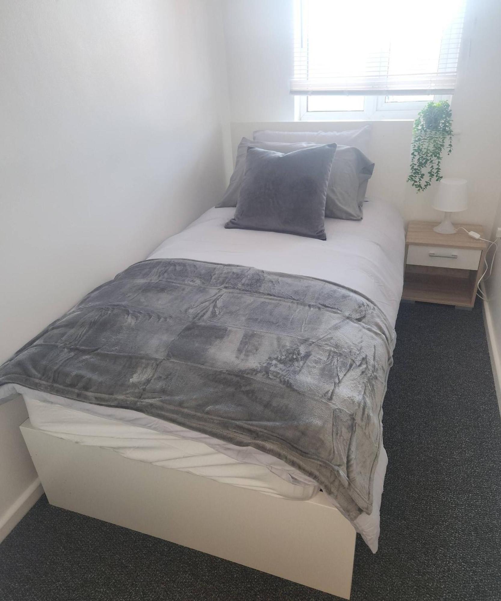 Lejlighed Serene Retreat - 2 Bedroom Flat For Rent