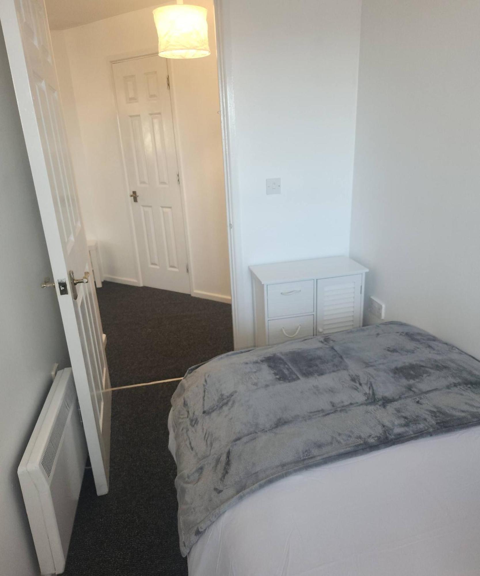 Serene Retreat - 2 Bedroom Flat For Rent Lejlighed *