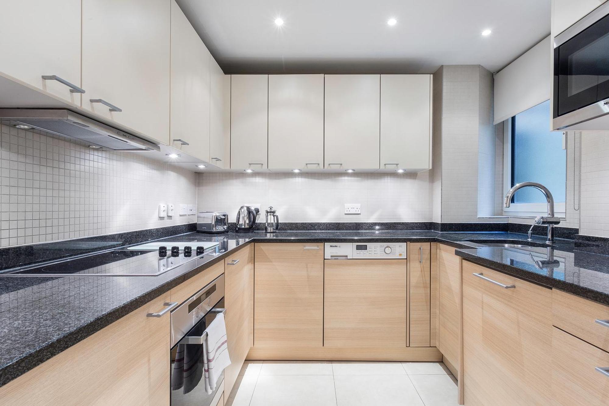 Arlington House Apartment