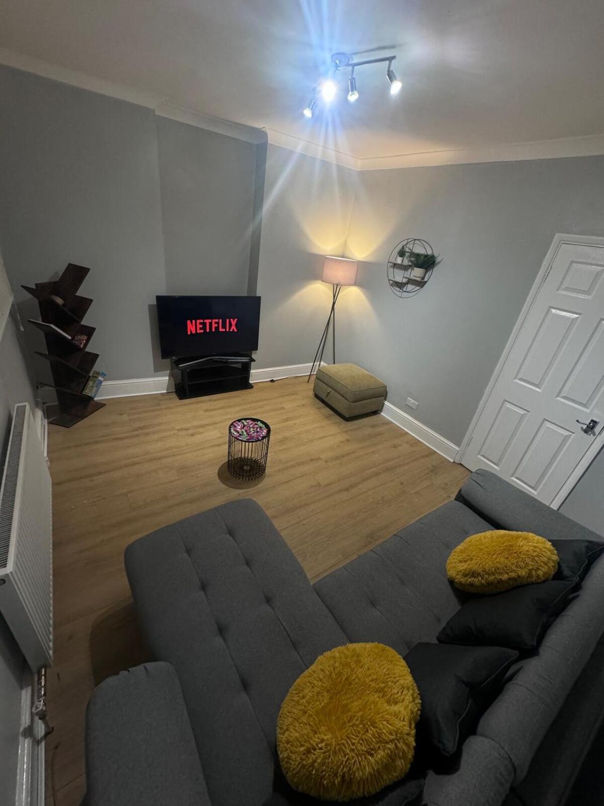 Stylish 2-bed Garden Flat, 5 Mins To Brixton Lägenhet *