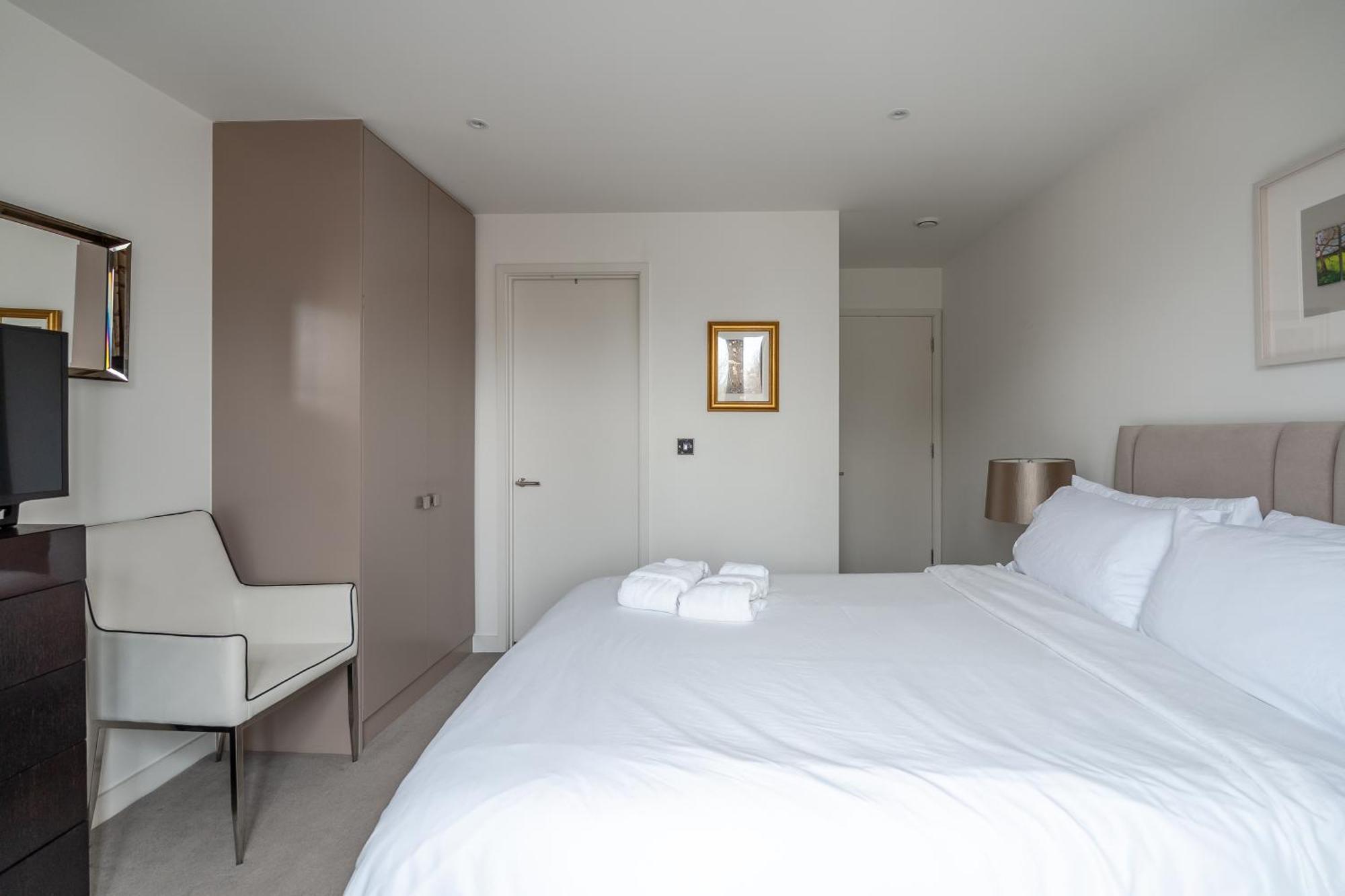 Luxury Hotel-style In Notting Hill Apartment *