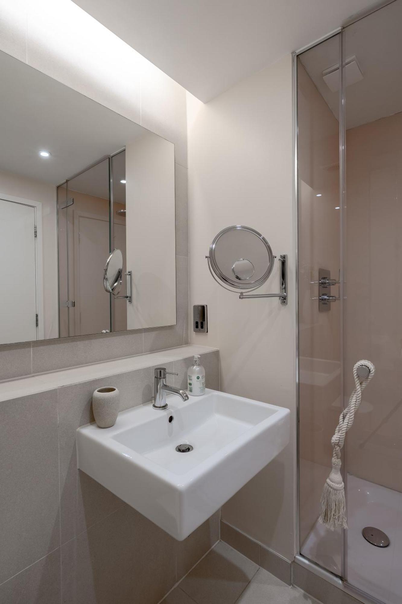 Luxury Hotel-style In Notting Hill