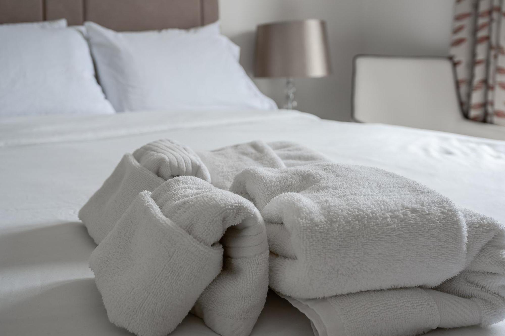 Luxury Hotel-style In Notting Hill Apartment *