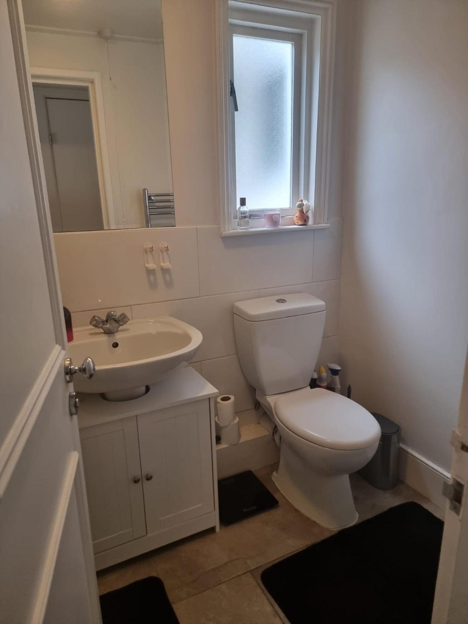 Cozy 1-bedroom Retreat In The Heart Of - Clapham Junction * London