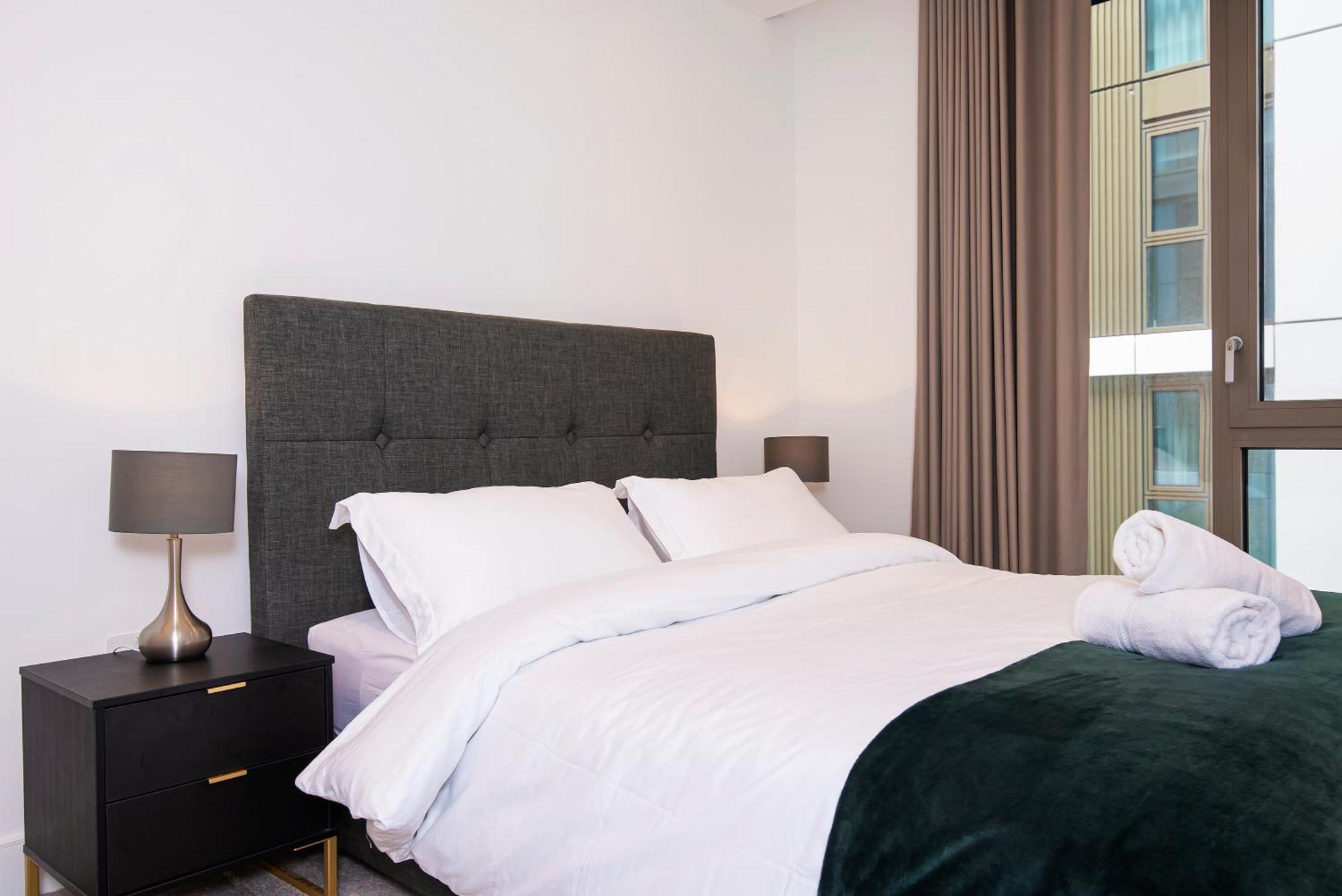 Lux And Large 2 Bed Battersea Power Station Leilighet *