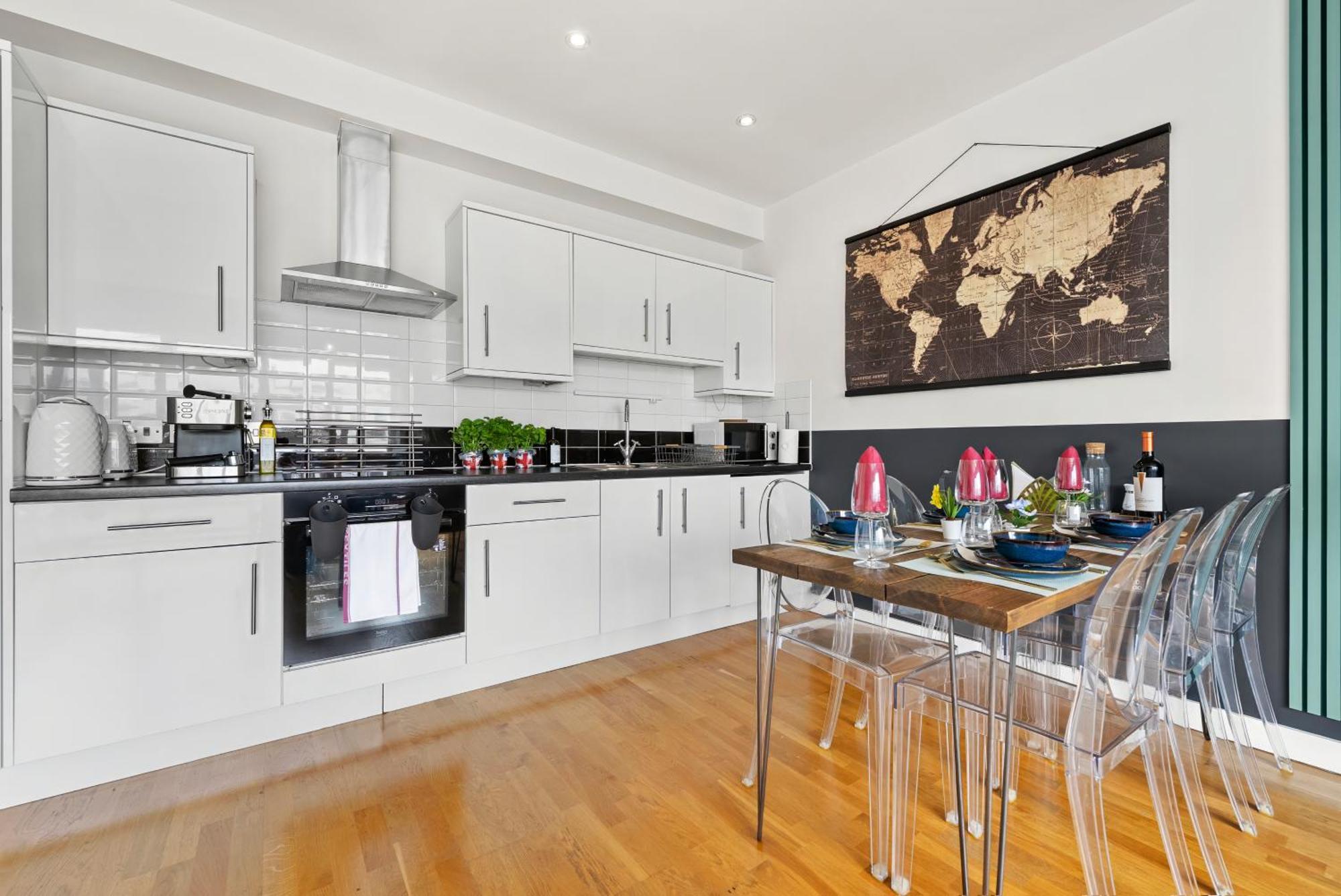 Dapper In Bustling Holloway, Islington By Gold Apartment
