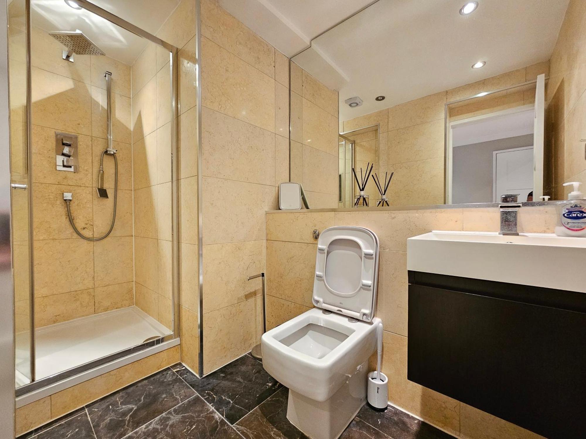 Apartment Luxury 2 Bedroom