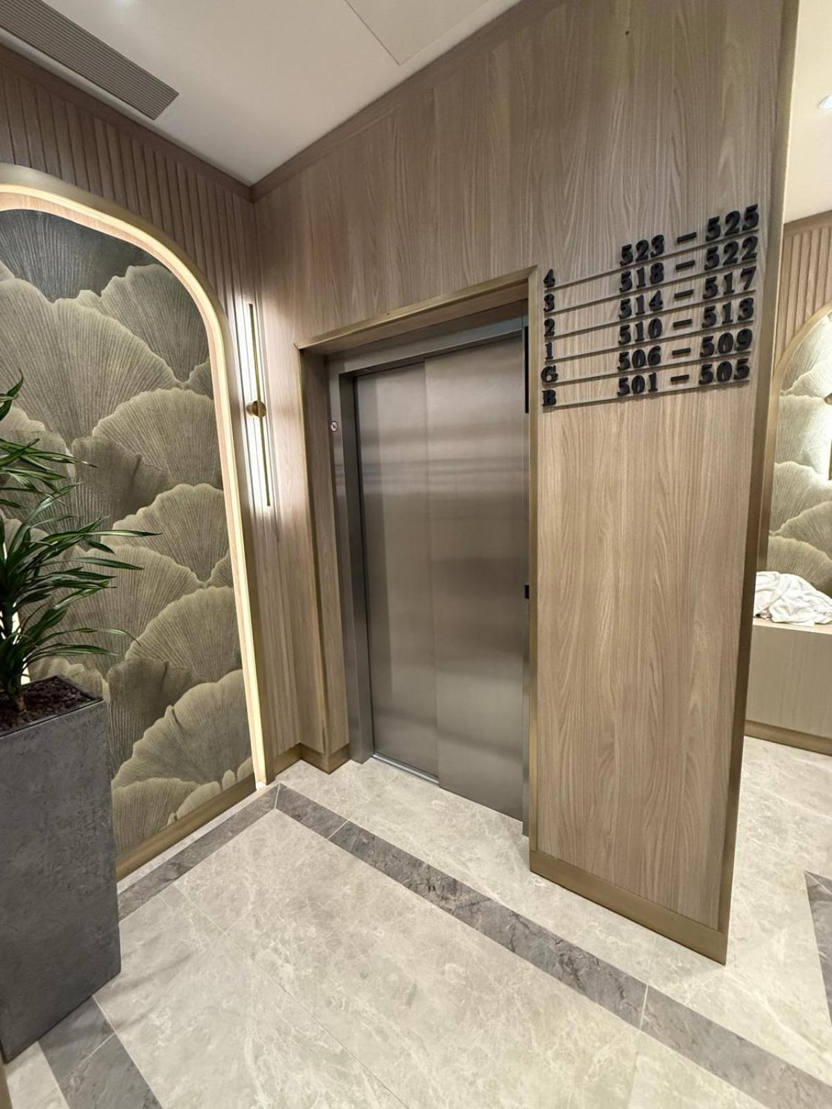 Hotell St 4*