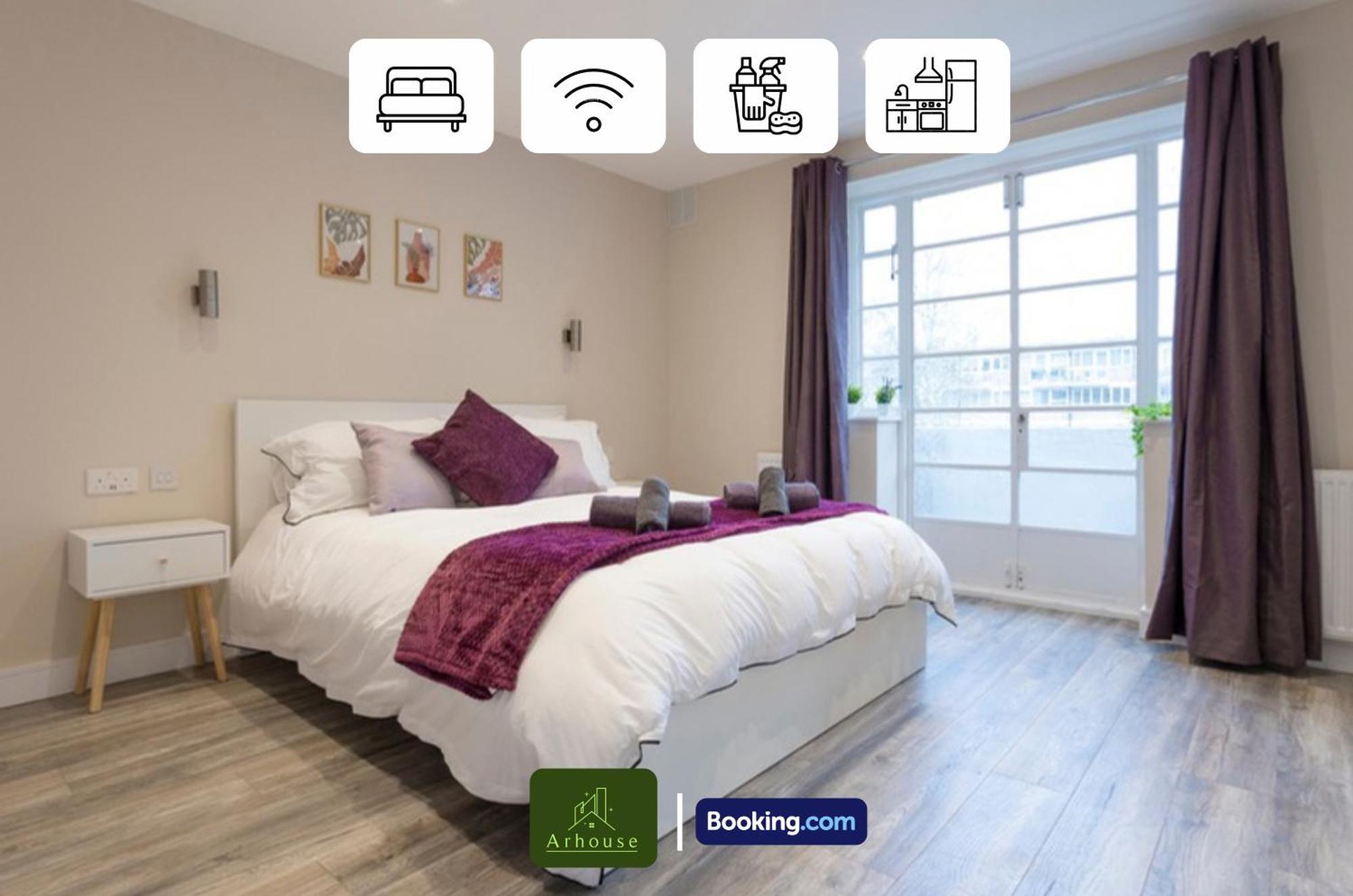 Three Bedroom By Arhouse Short Lets & Serviced Willesden With Free Wi-fi & Terrace Appartement