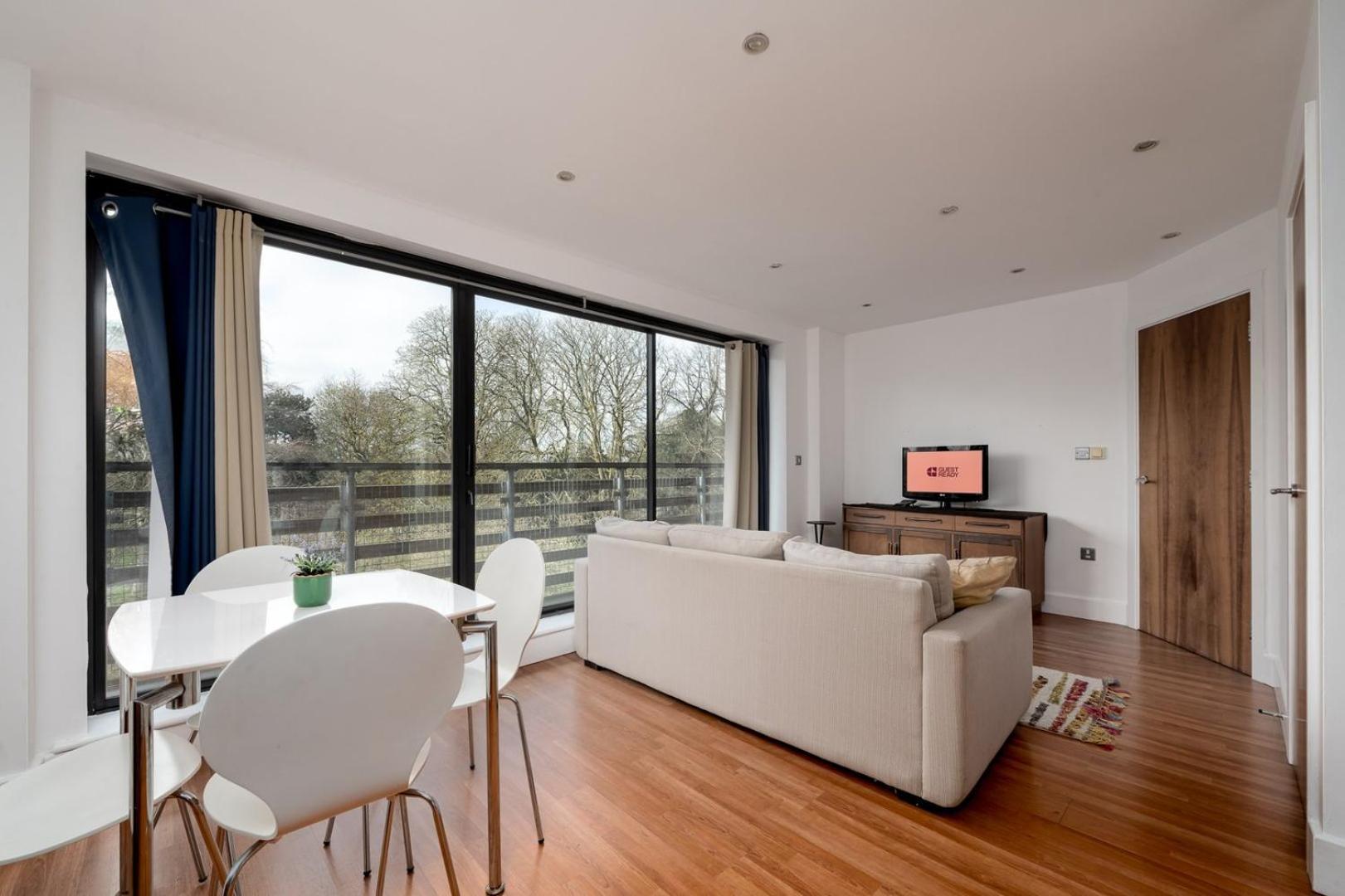 Guestready - Modern With Balcony No Wifi Appartement *