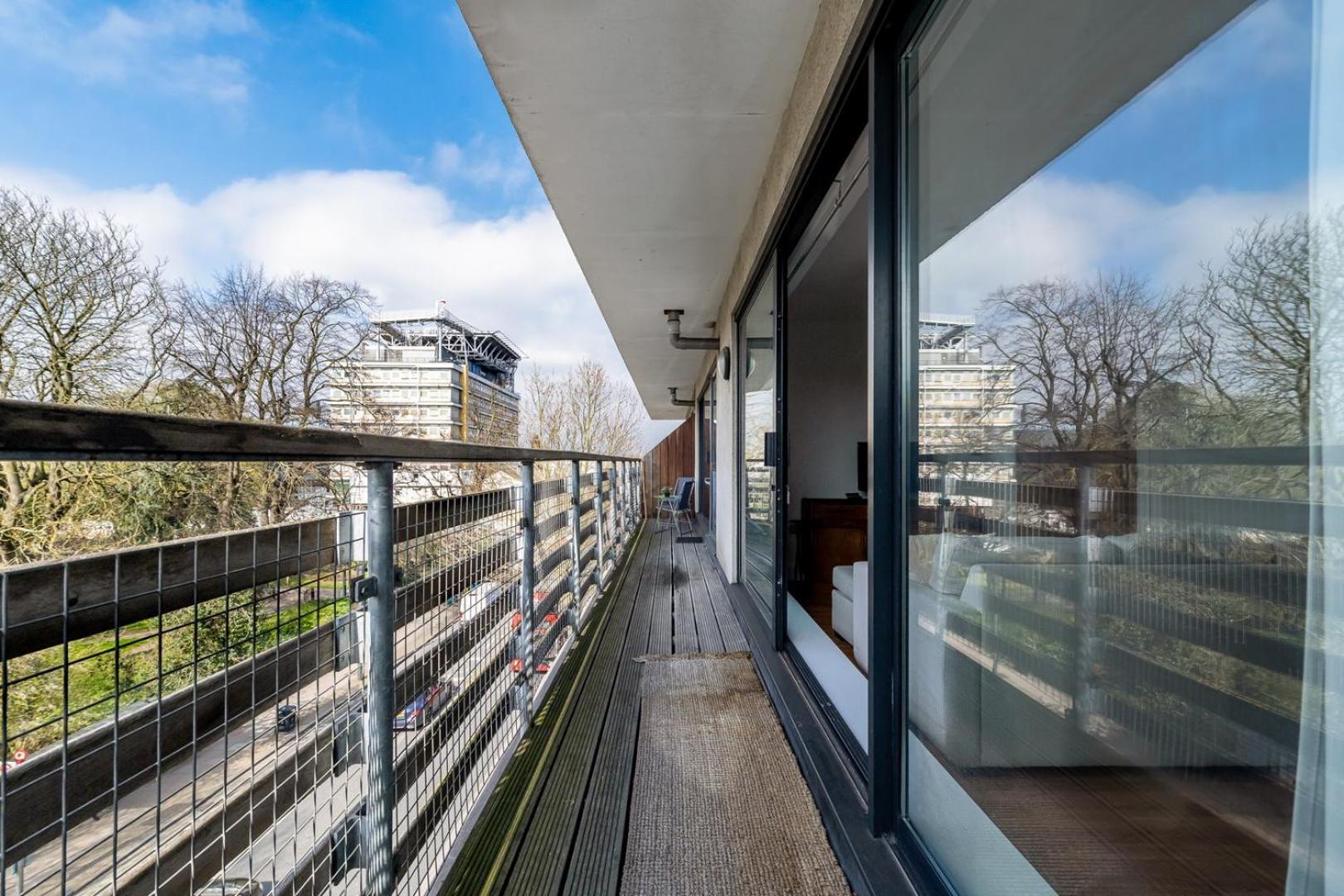 Guestready - Modern With Balcony No Wifi Appartement
