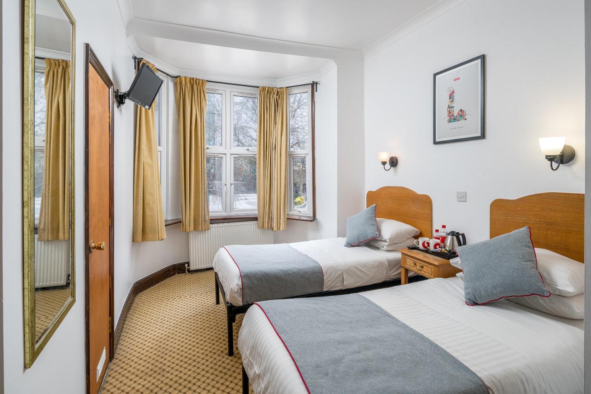 Oyo Abbey Hotel, Shepherd's Bush Market 3*