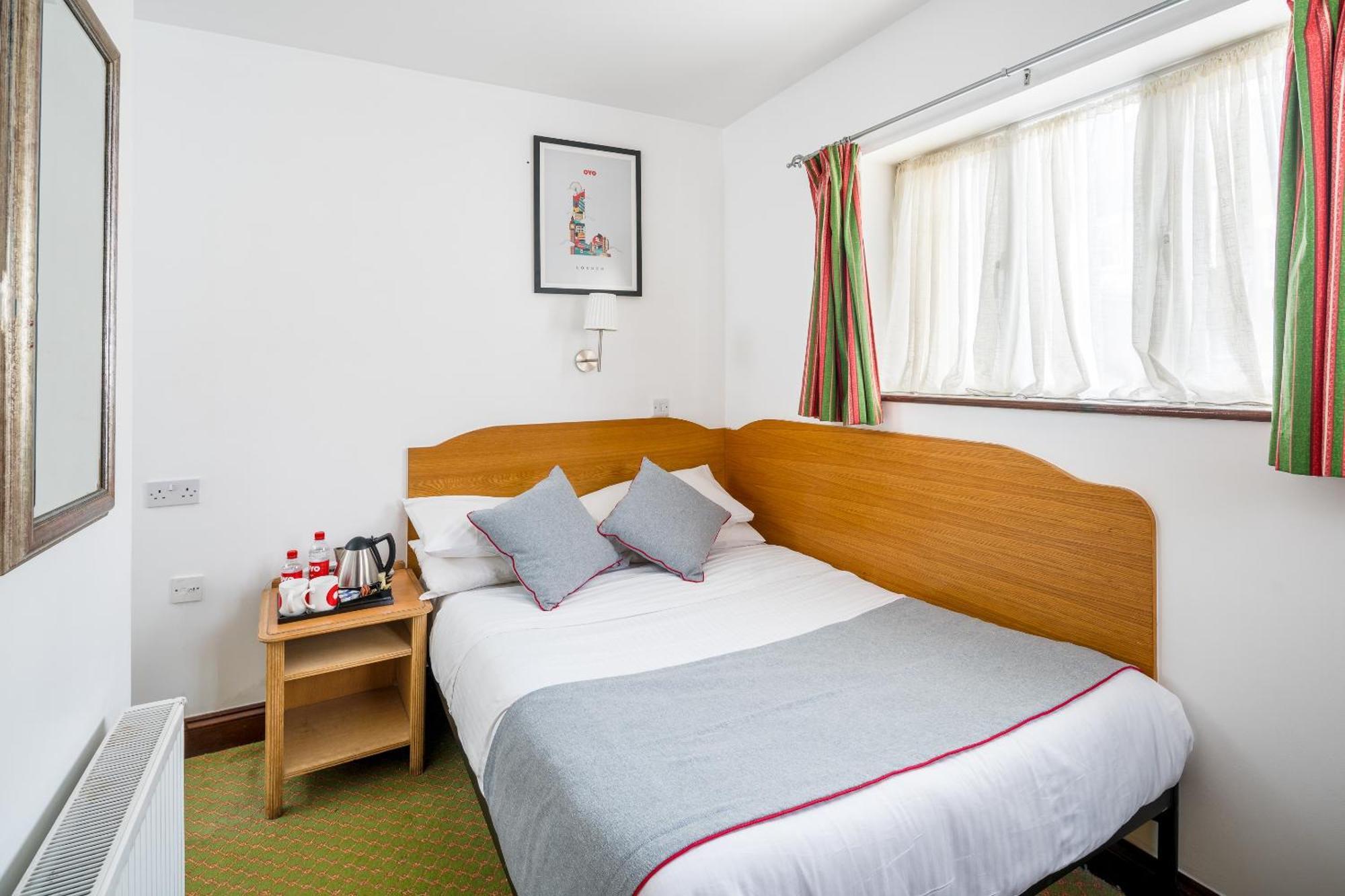 Oyo Abbey Hotel, Shepherd's Bush Market 3* London