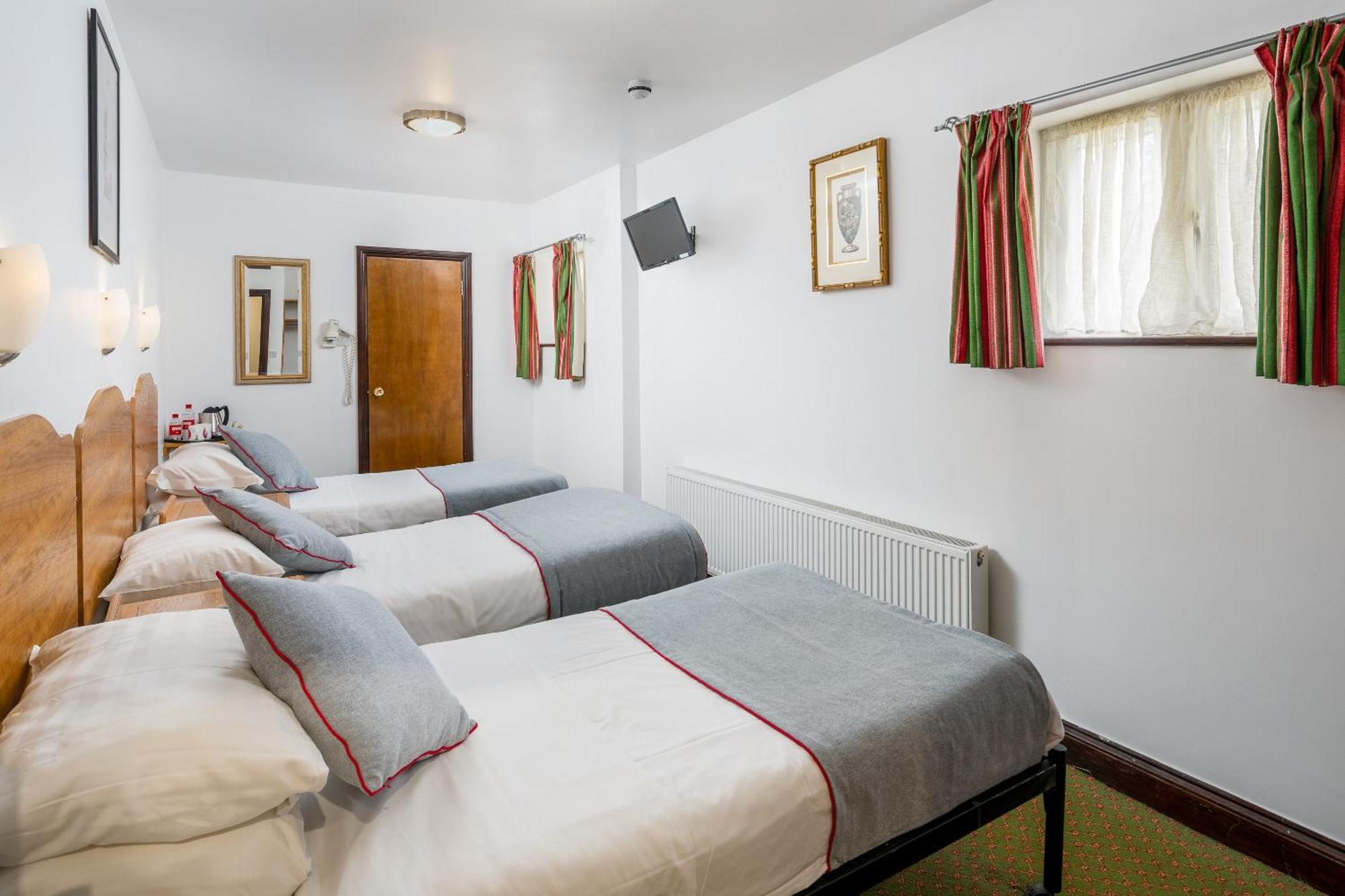 Oyo Abbey Hotel, Shepherd's Bush Market Hotel London