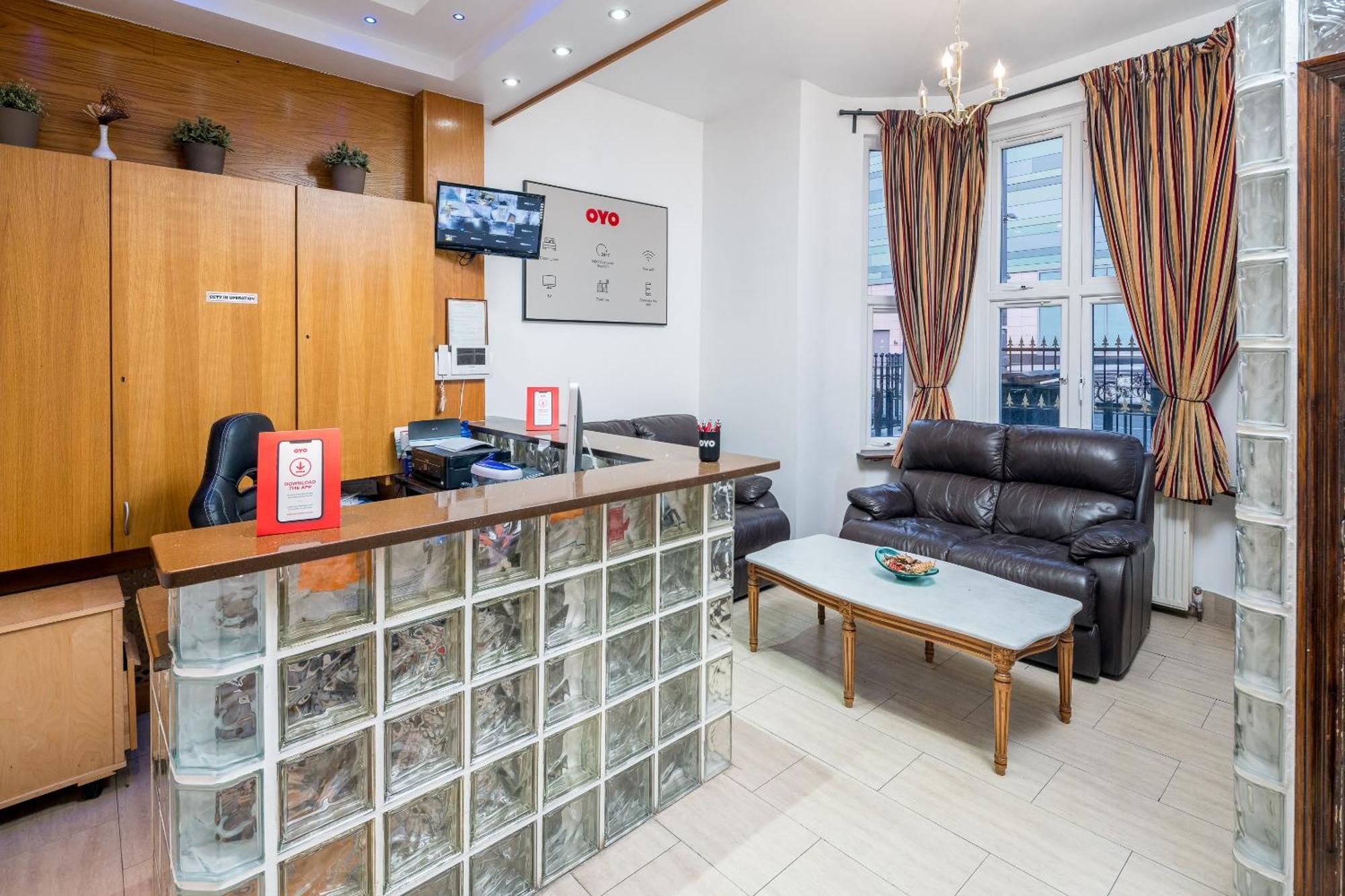 Oyo Abbey Hotel, Shepherd's Bush Market Hotel