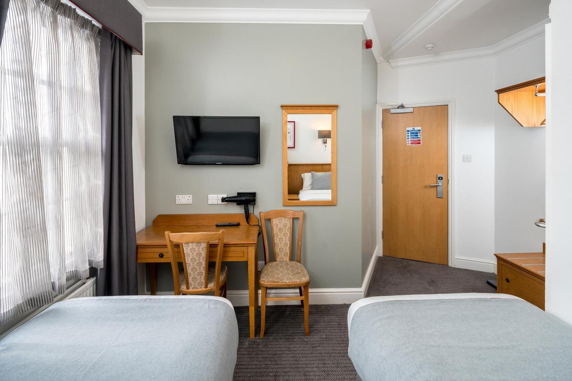 Hotel Oyo Townhouse New England, Victoria