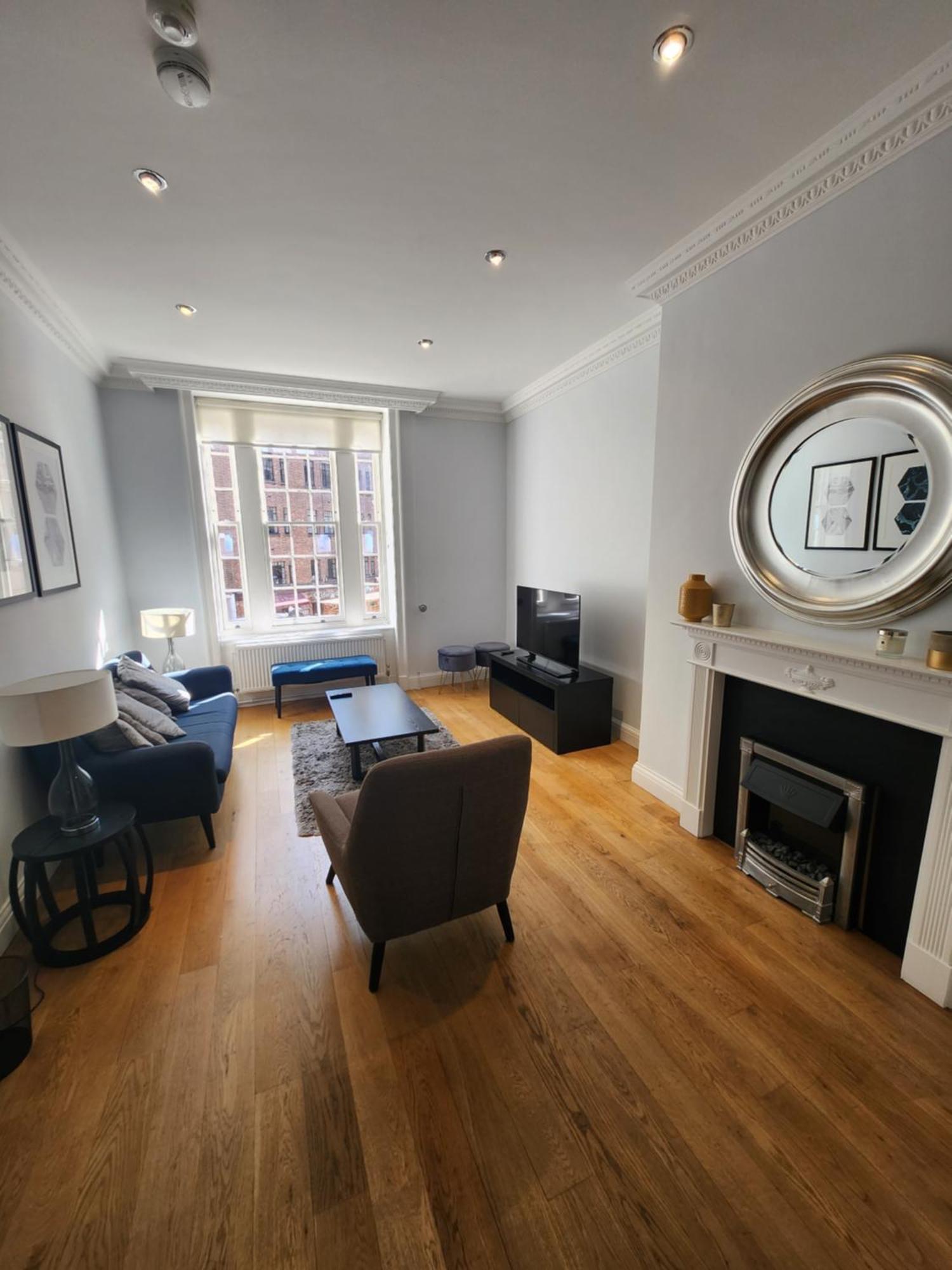 2 Bedroom Luxury Knightsbridge Lägenhet