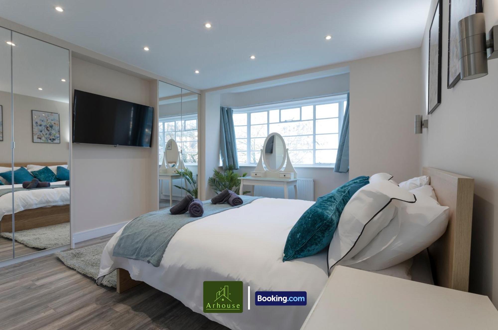 Appartement Three Bedroom By Arhouse Short Lets & Serviced Willesden With Free Wi-fi & Terrace *