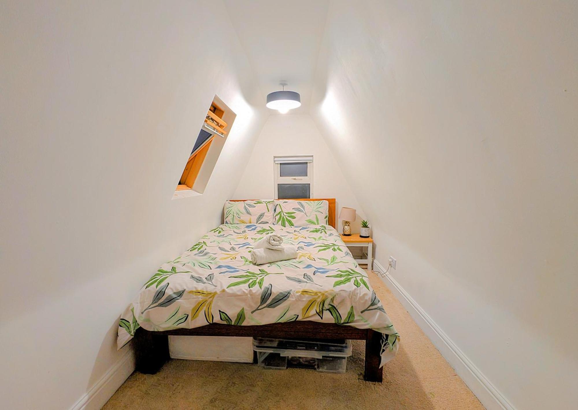 Coach House In Brixton Apartment *