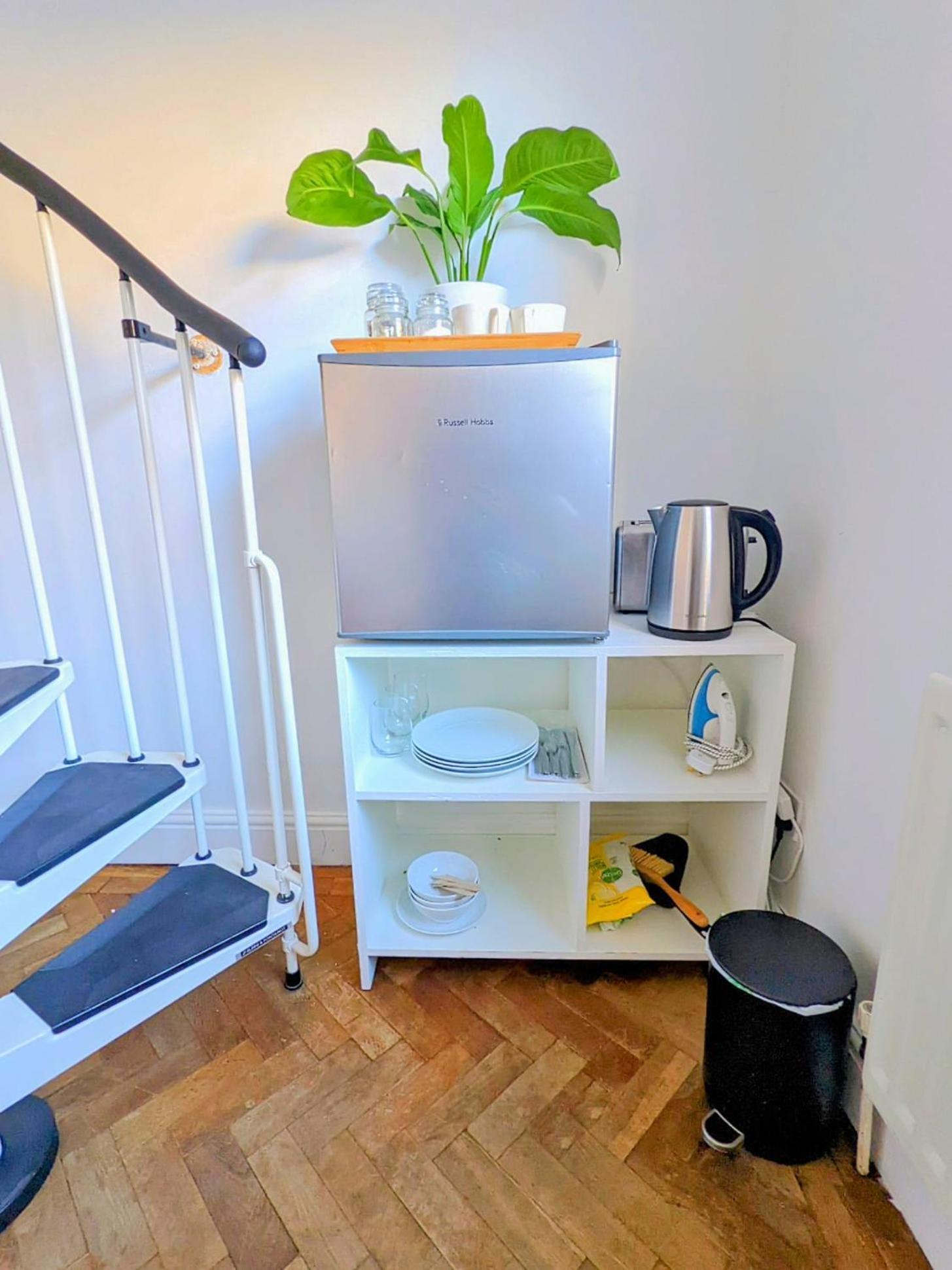 Coach House In Brixton Apartment London