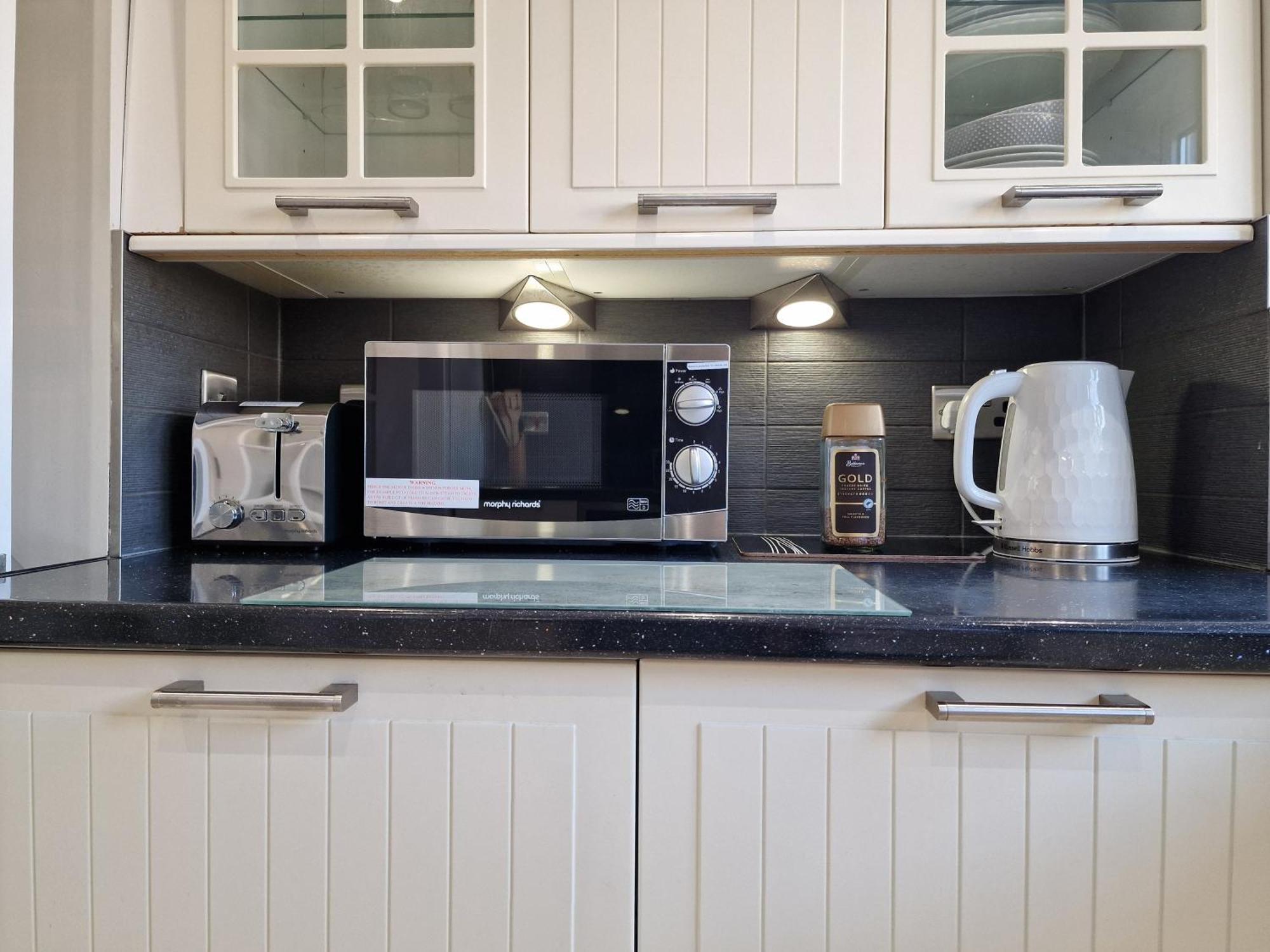 2 Bed Close To * Londen