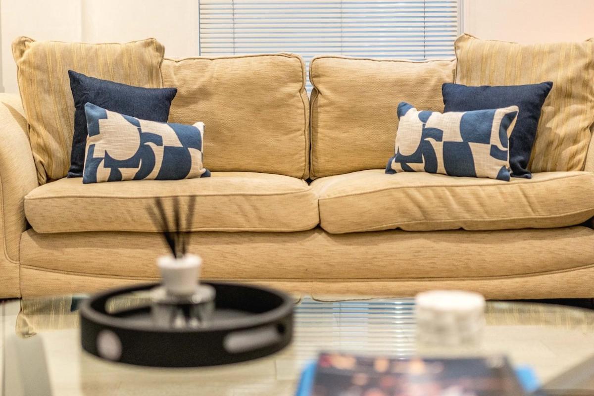 -air Con- 3bd Mews House - Kensington Palace!