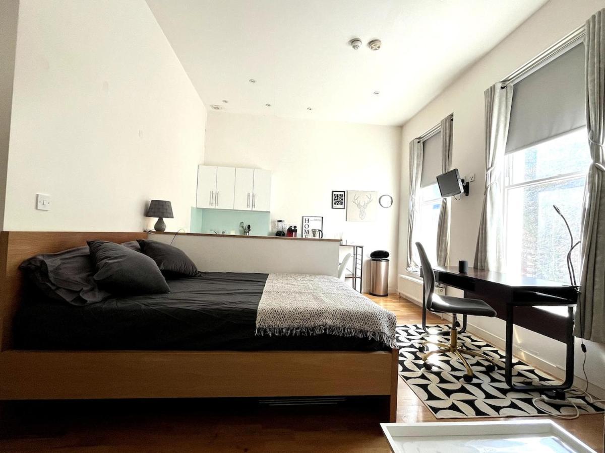 Flat In Centre Of Appartement *