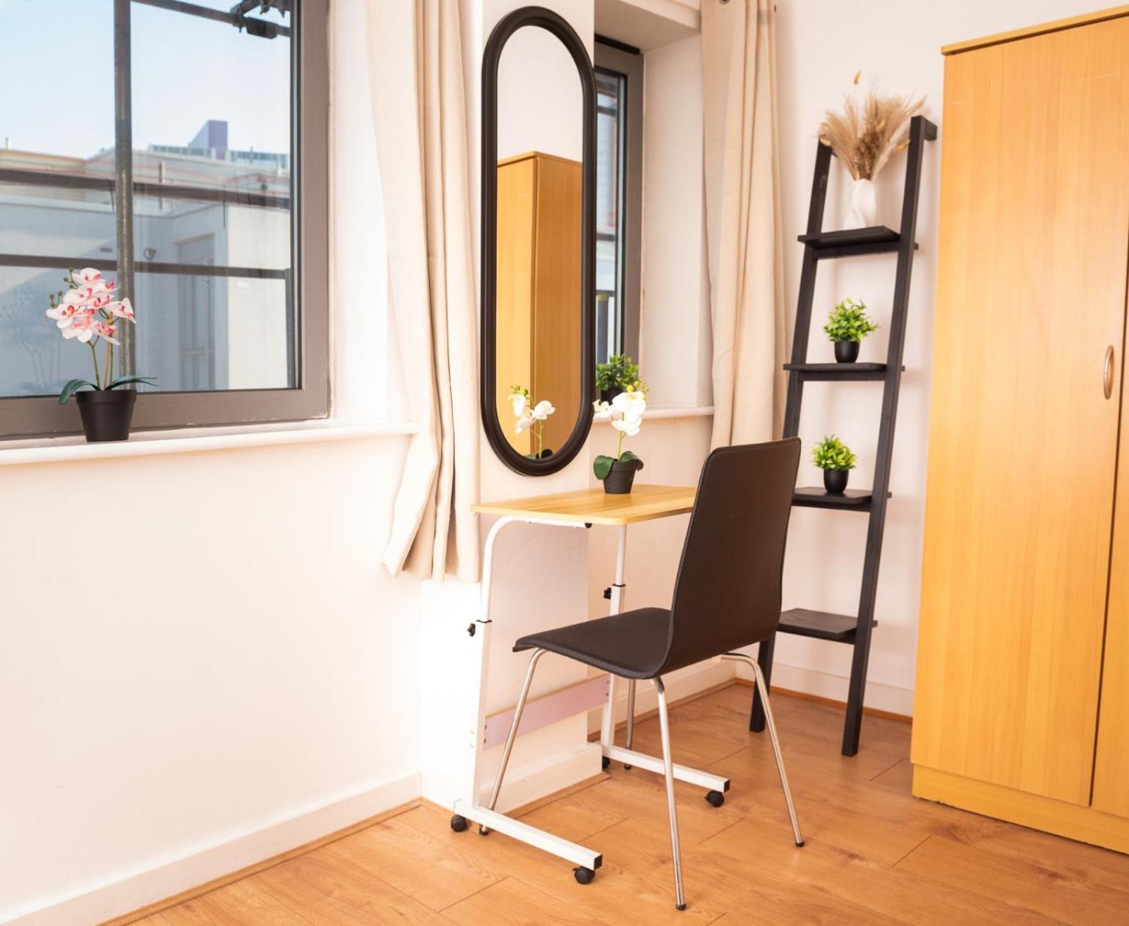 New The Viewpoint Modern 2 Bed Near O2 And Excel Ideal For Business And Long Londen