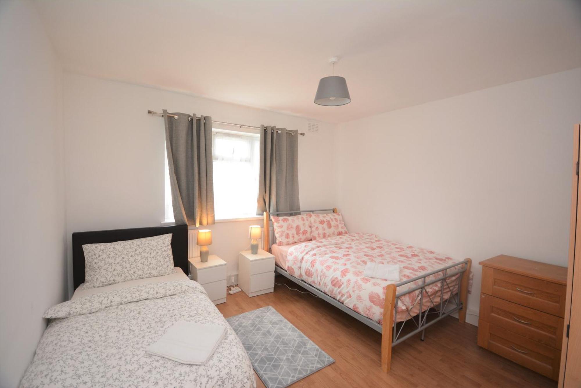 Lägenhet Lovely 2 Bedroom In Greater