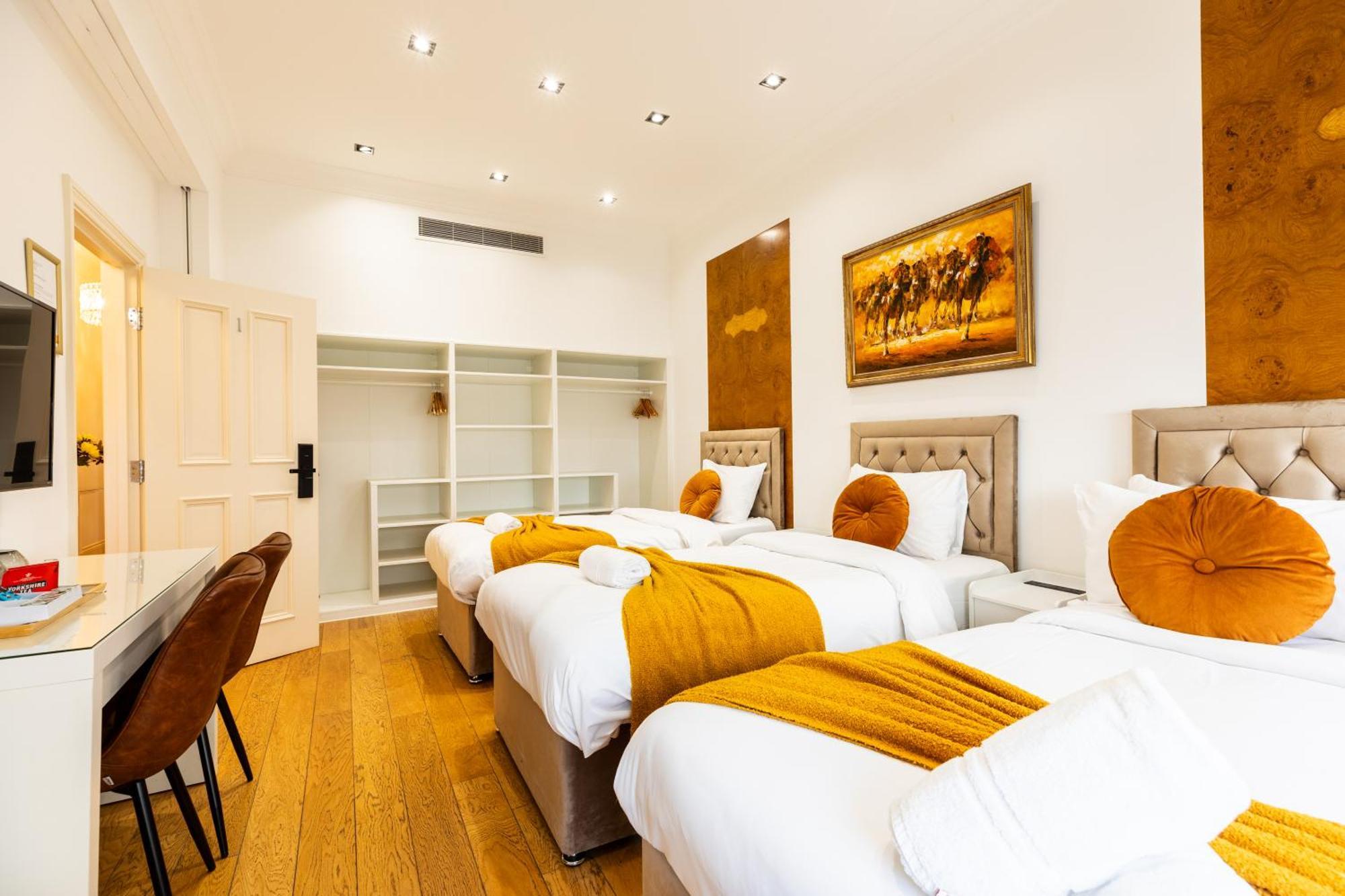 The Chapter - Mayfair Residences Hotel