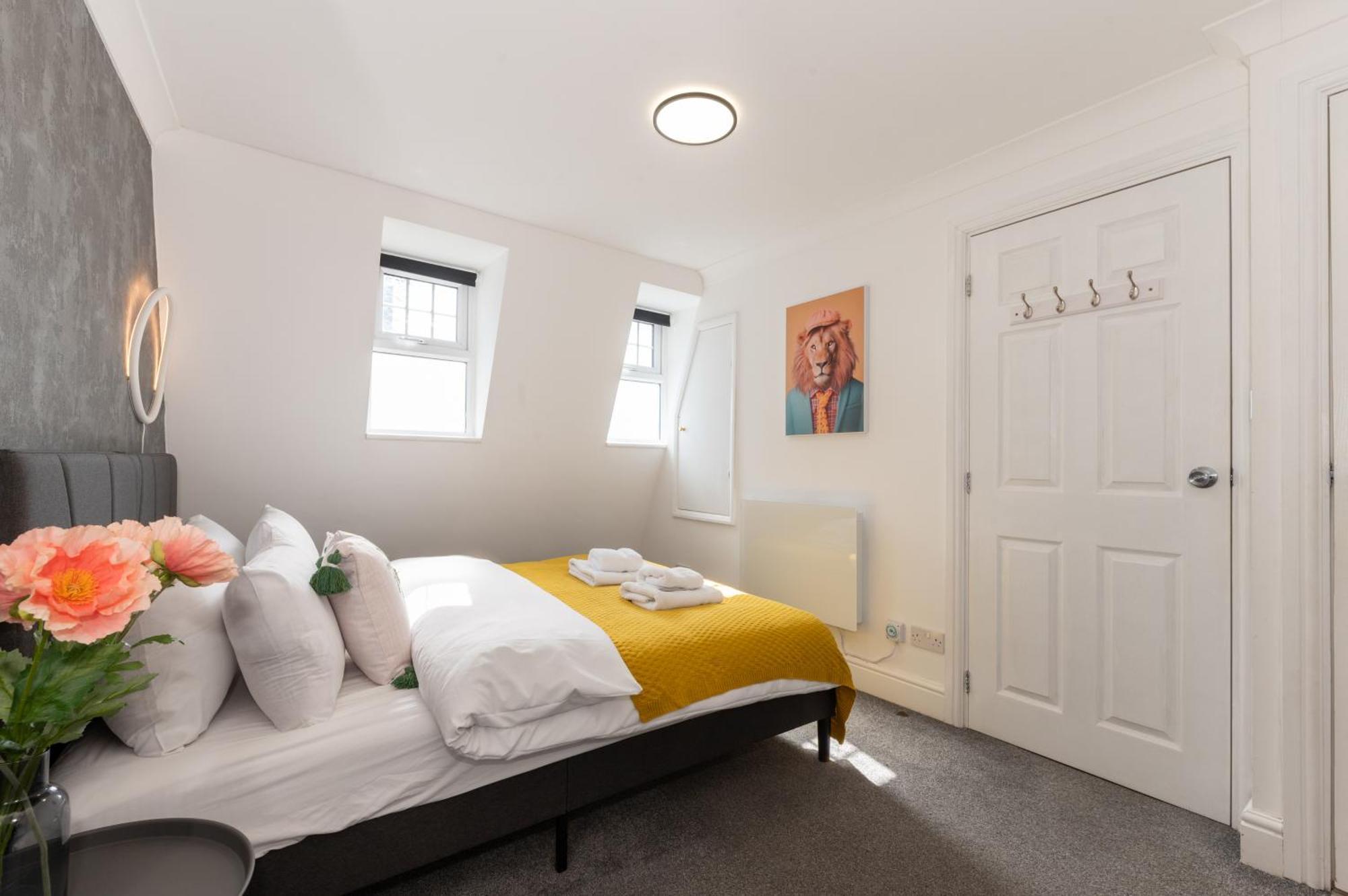 Cute & Stylish 2 Bed House 10 Mins To Woolwich Dlr Holiday home
