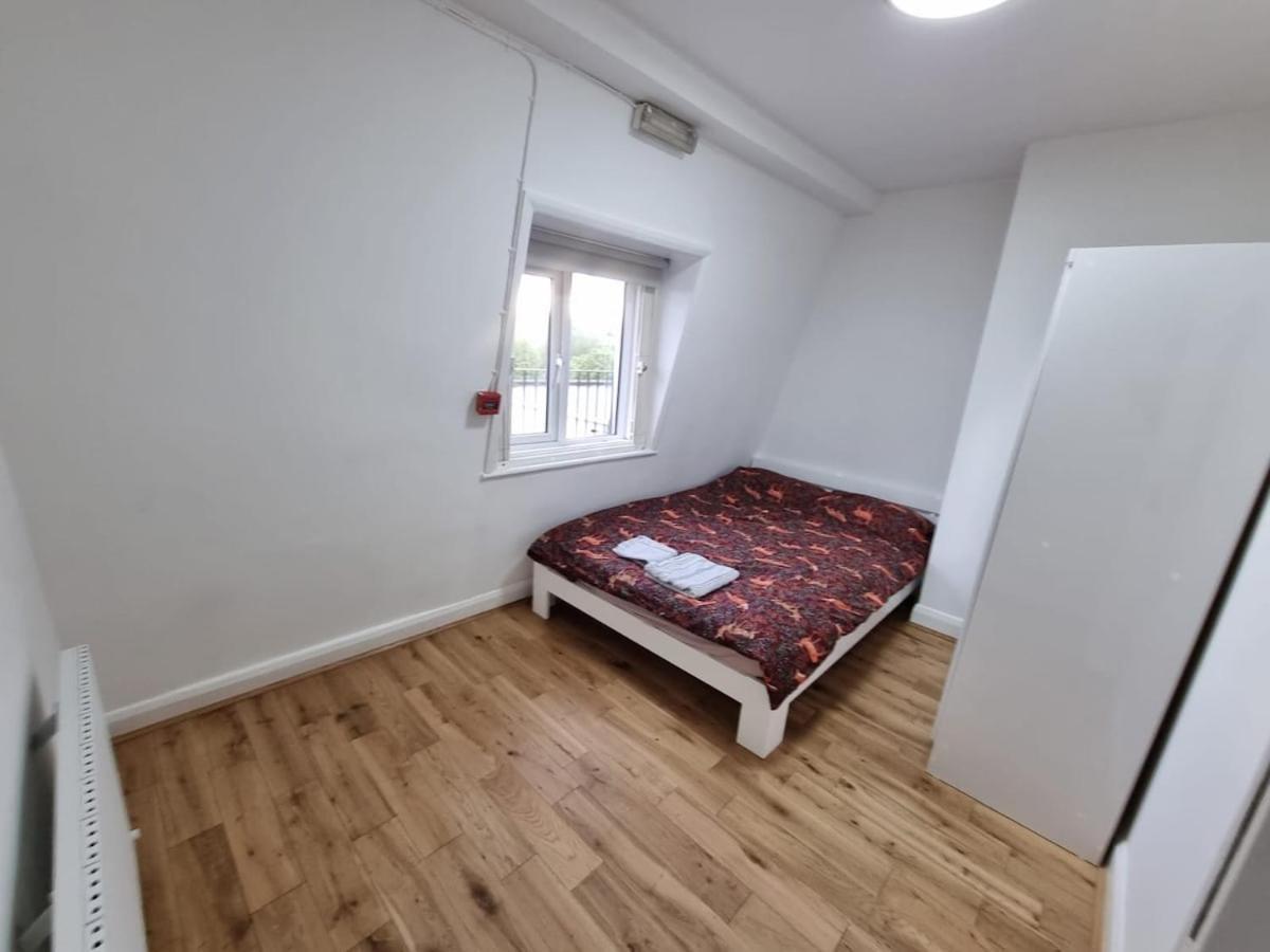 Boutique Contemporary Hyde Park Flat * Londra