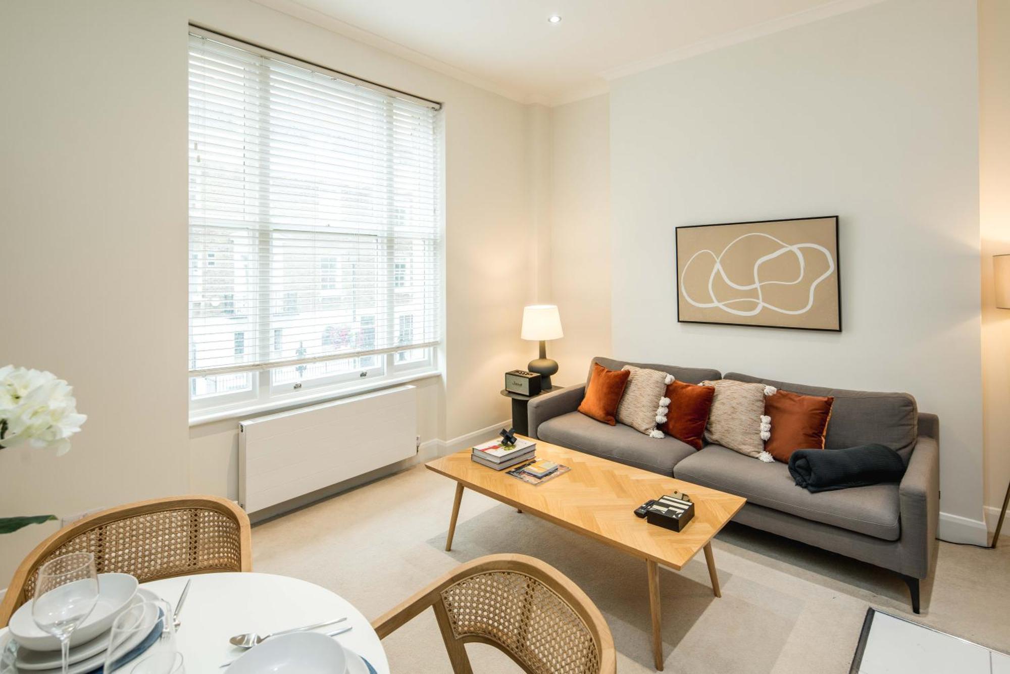 Marylebone High Street First Floor 3beds Leilighet
