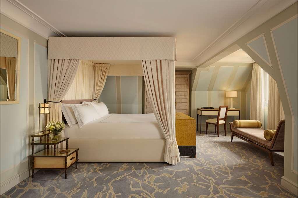 The Connaught, Maybourne Collection Hotell