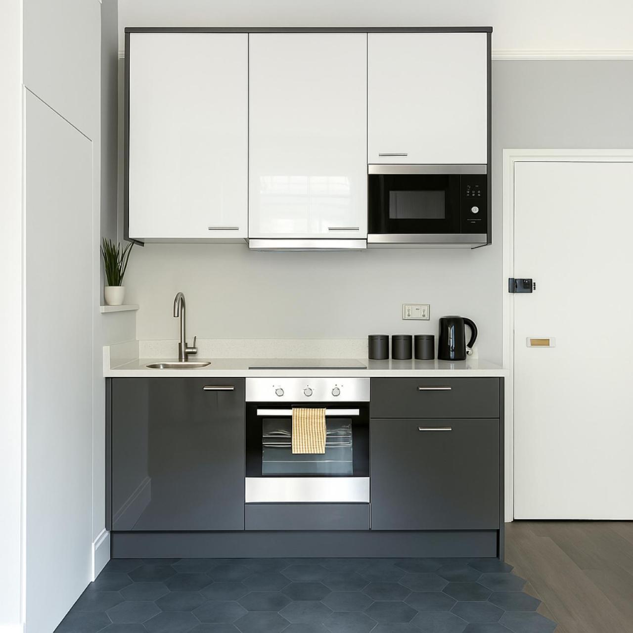Awesome 1 Bedroom Next To Victoria Station Apartment *