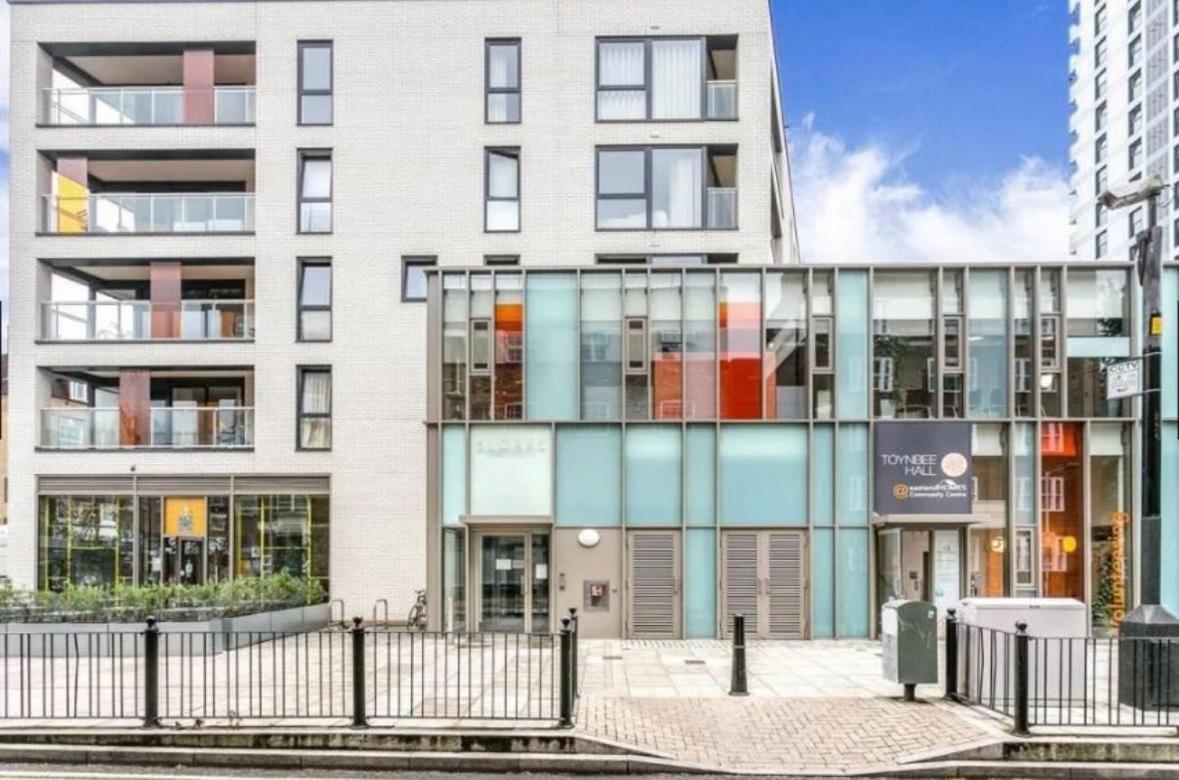 Of 2br Penthouse With Stunning Terrace Views Appartamento *