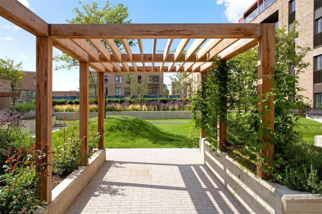 Private And Gated Family - Sleeps 6 Holiday home