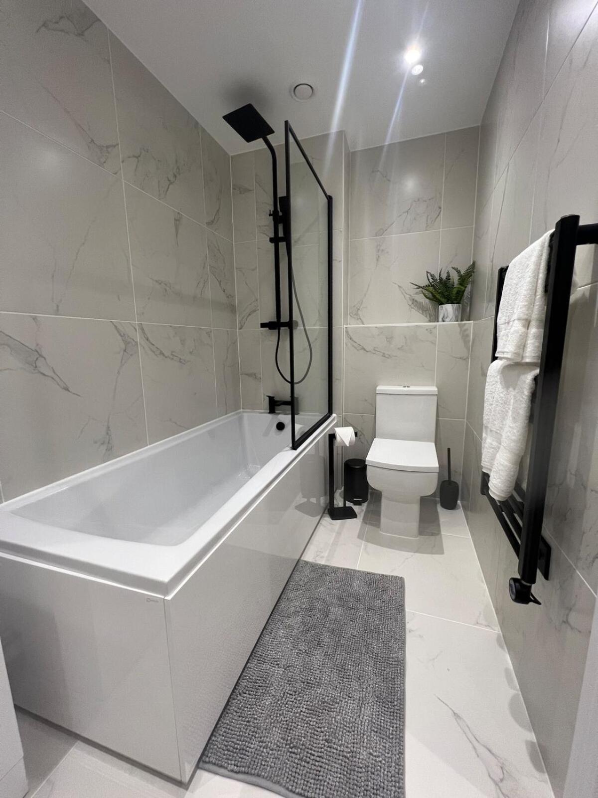 Leilighet 2 Bedroom Flat London