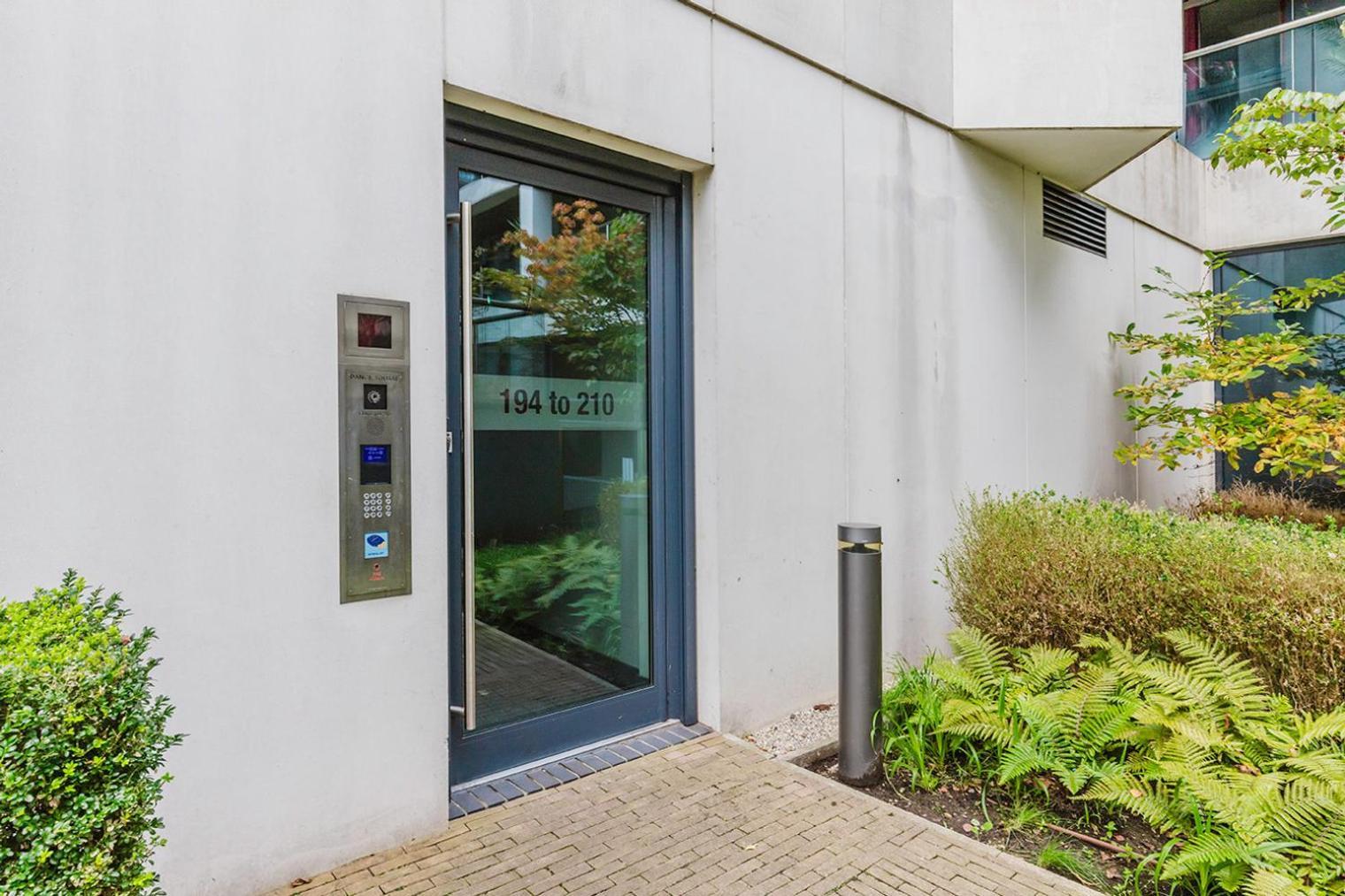 Blueground Clerkenwell Fully Furnished Ready Lon-601