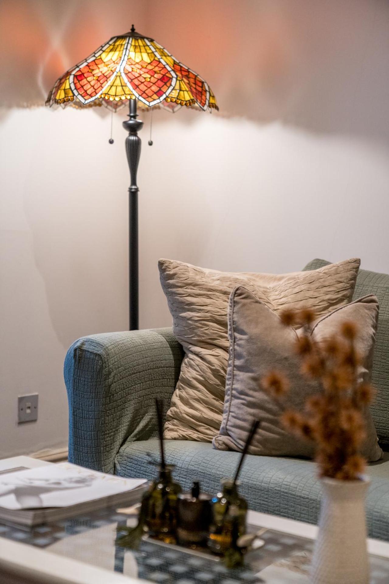 Apartment Niru Experience Hidden Gem In Chelsea 2bd 2ba London