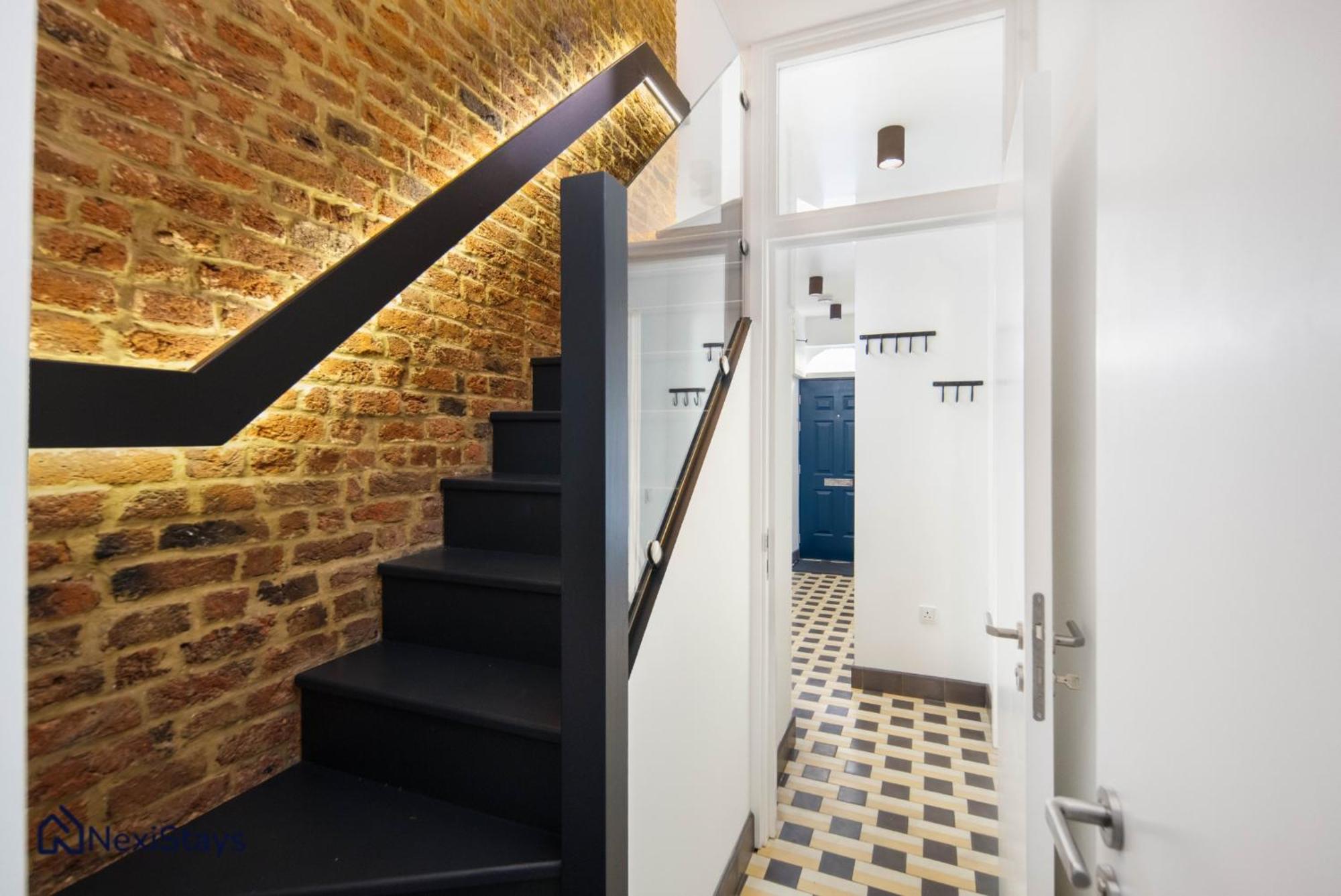 Lejlighed 1 Min Walk To Euston Station, Modern Townhouse